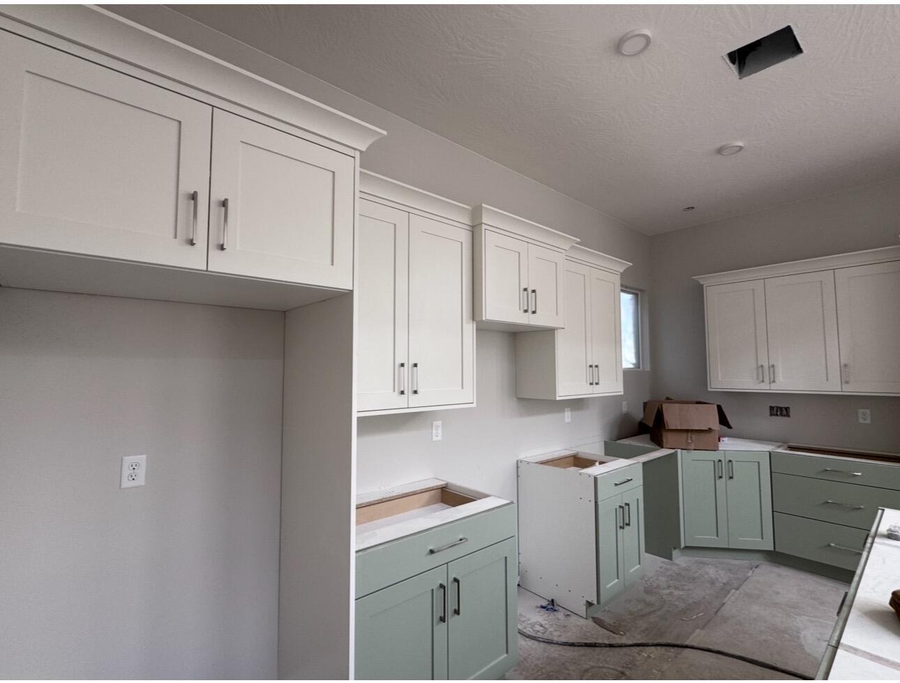 EAGLE POINTE - Residential