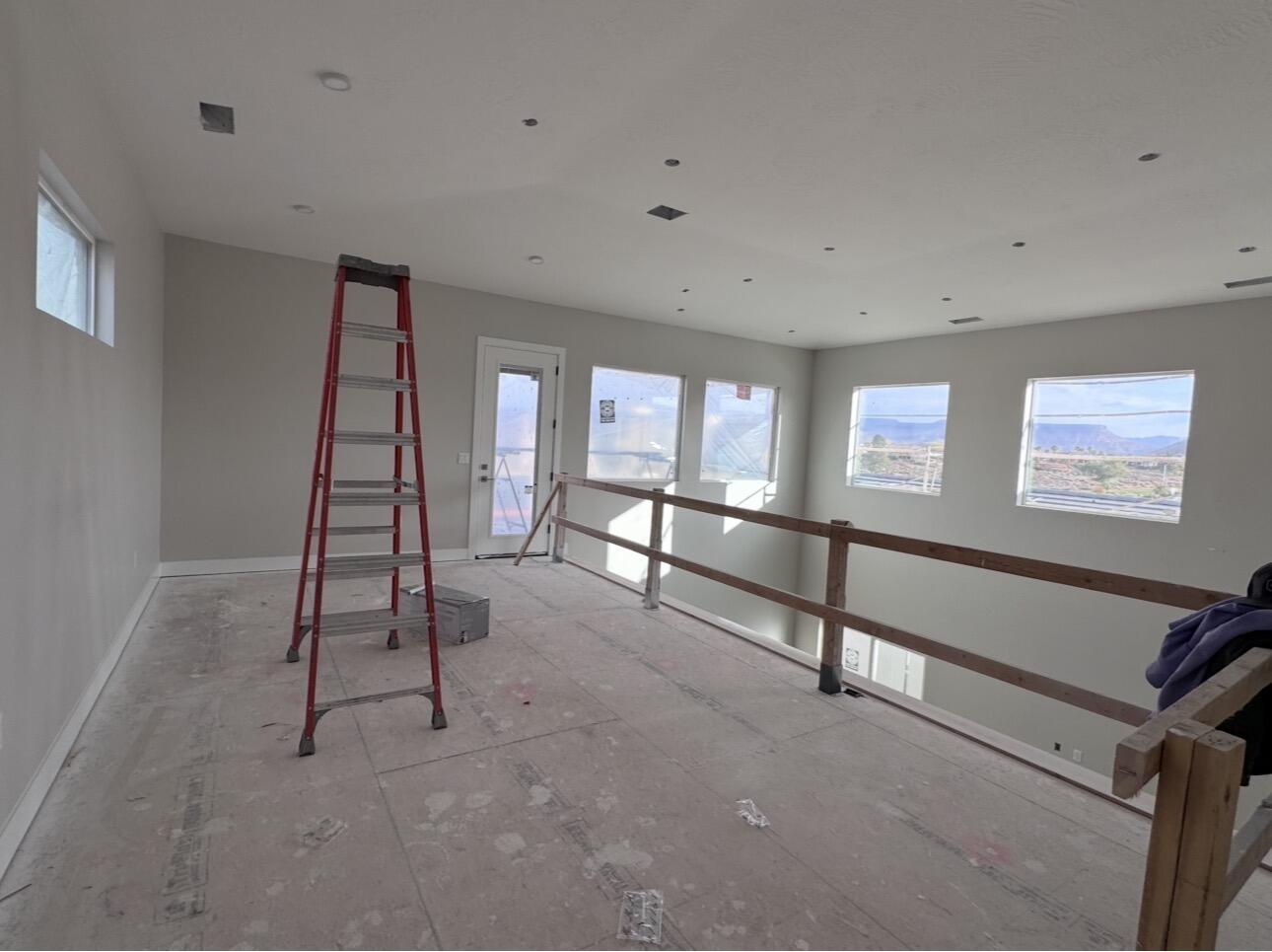 EAGLE POINTE - Residential