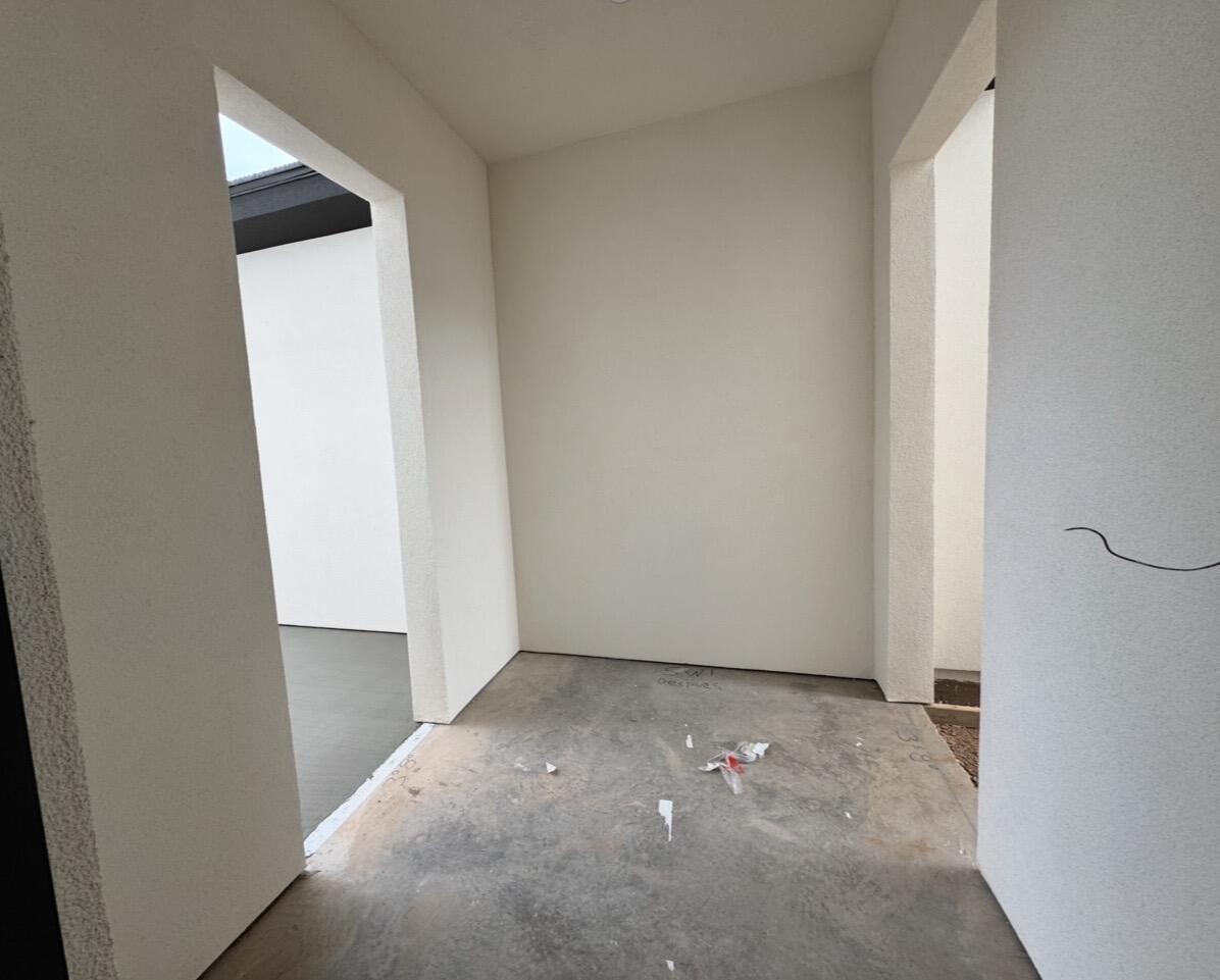 EAGLE POINTE - Residential