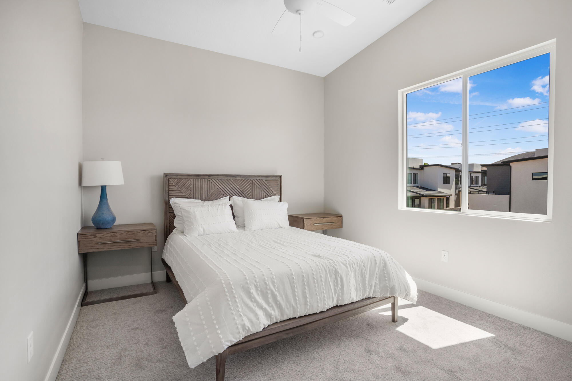 EAGLE POINTE - Residential