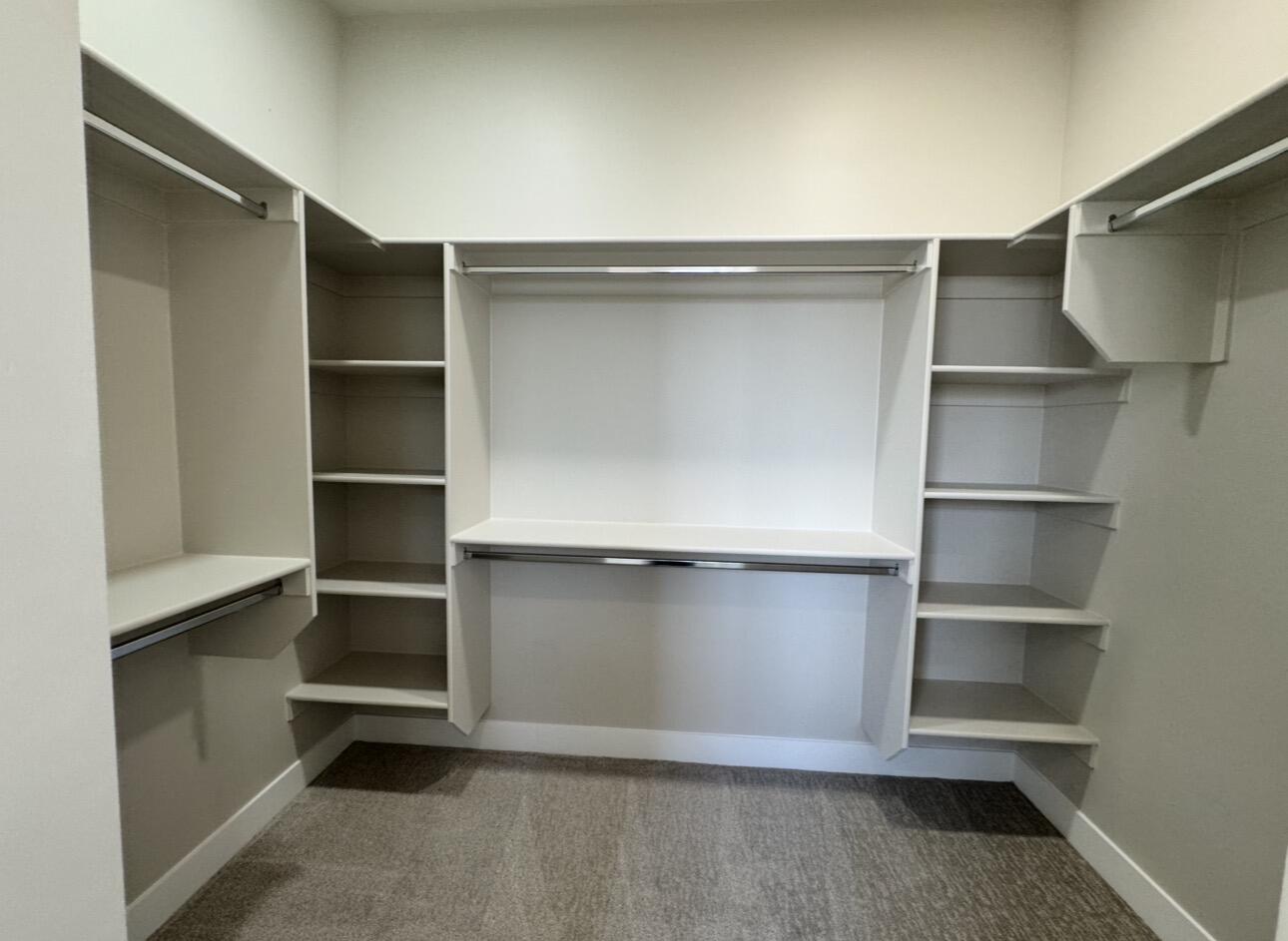 EAGLE POINTE - Residential