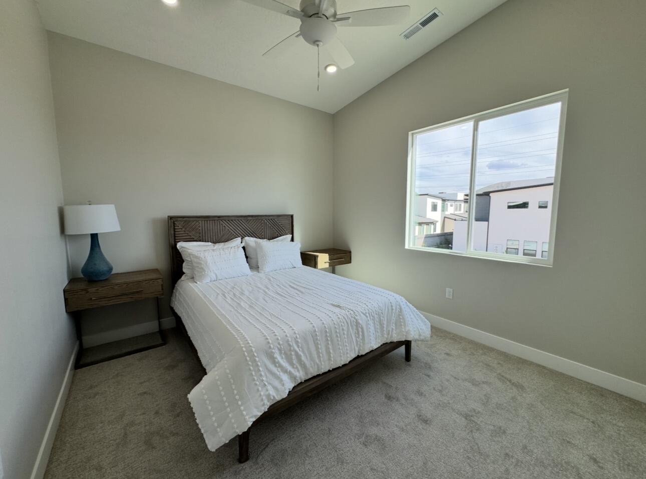 EAGLE POINTE - Residential