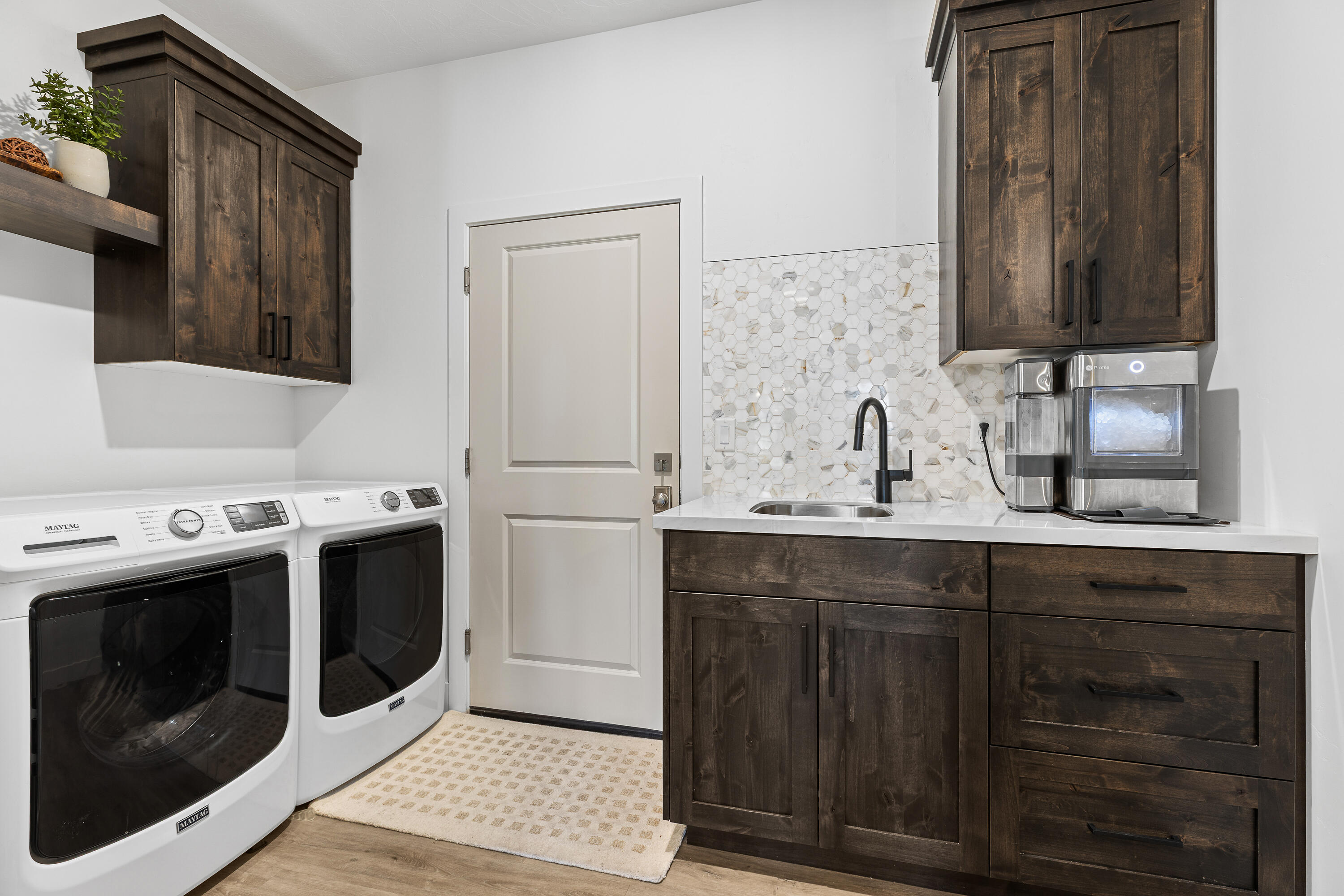 TAVA RESORT AT SAND HOLLOW - Residential