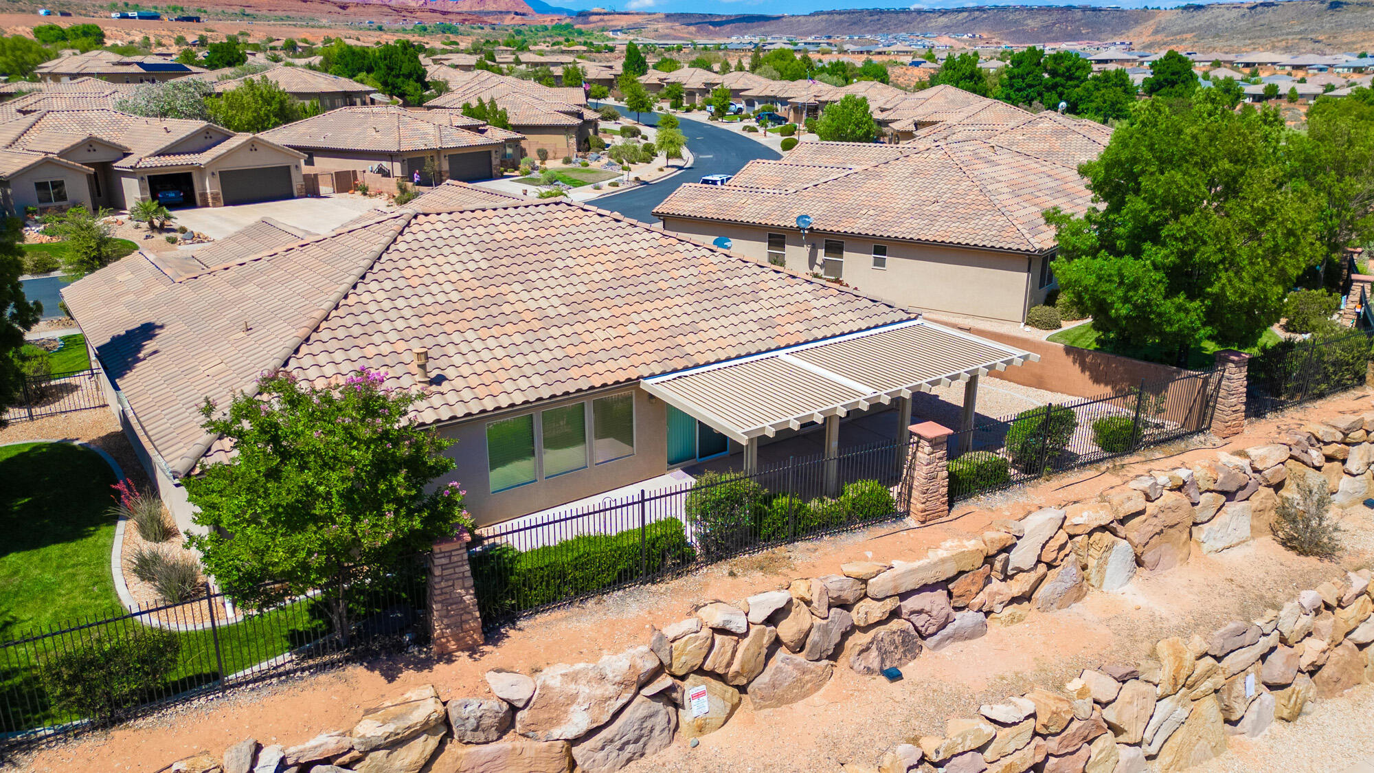 SIENNA HEIGHTS - Residential