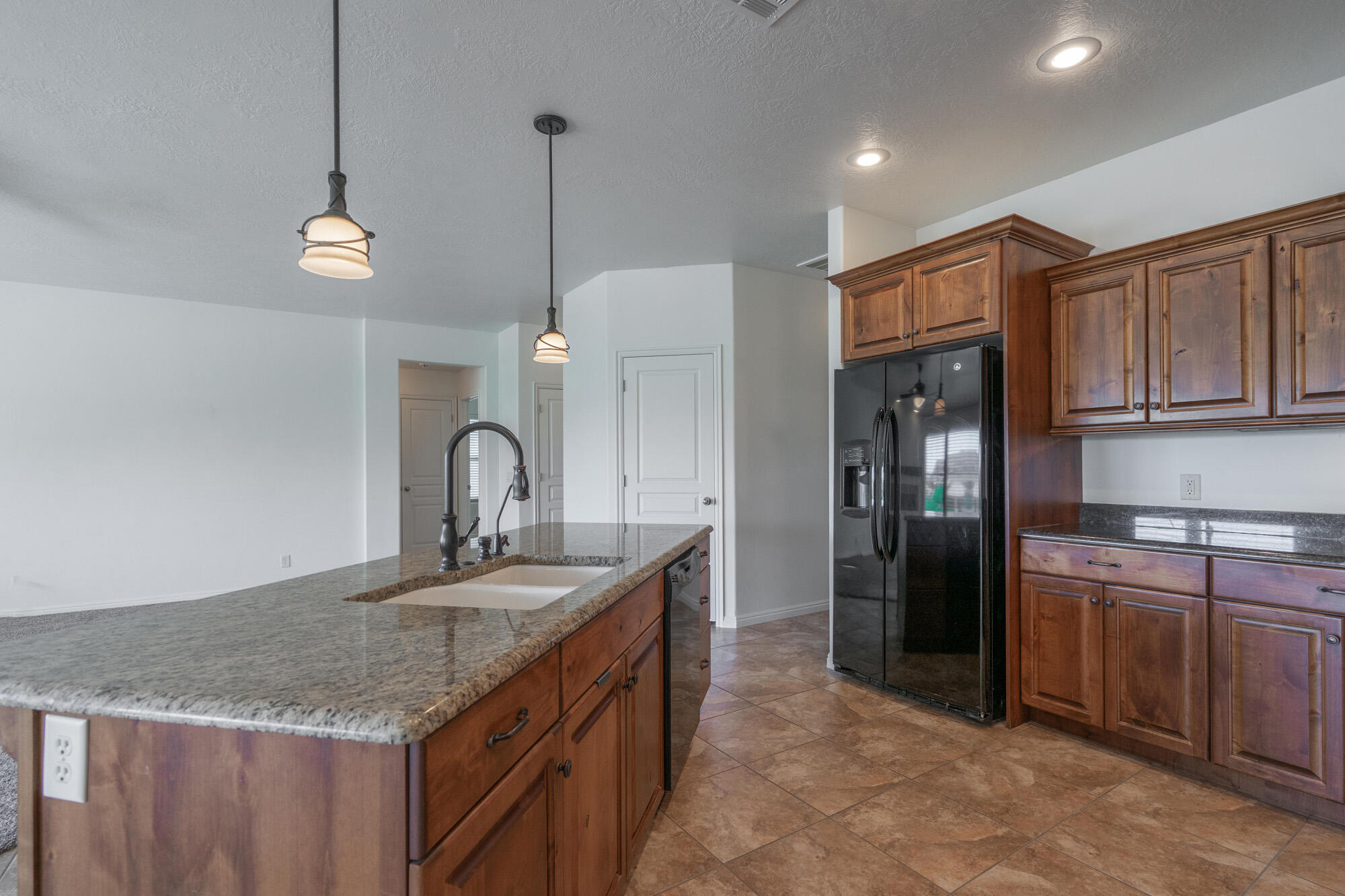 SIENNA HEIGHTS - Residential