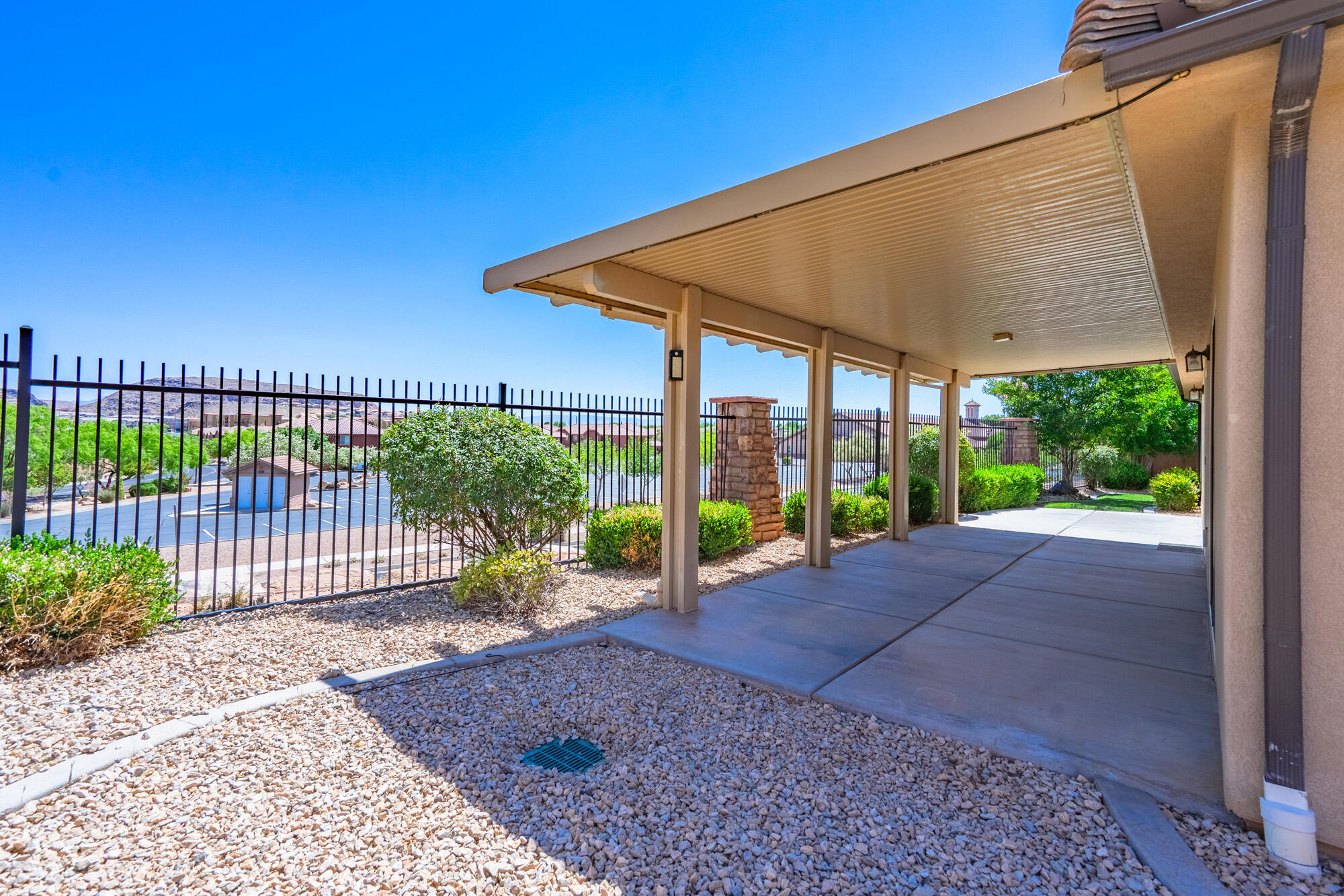 SIENNA HEIGHTS - Residential