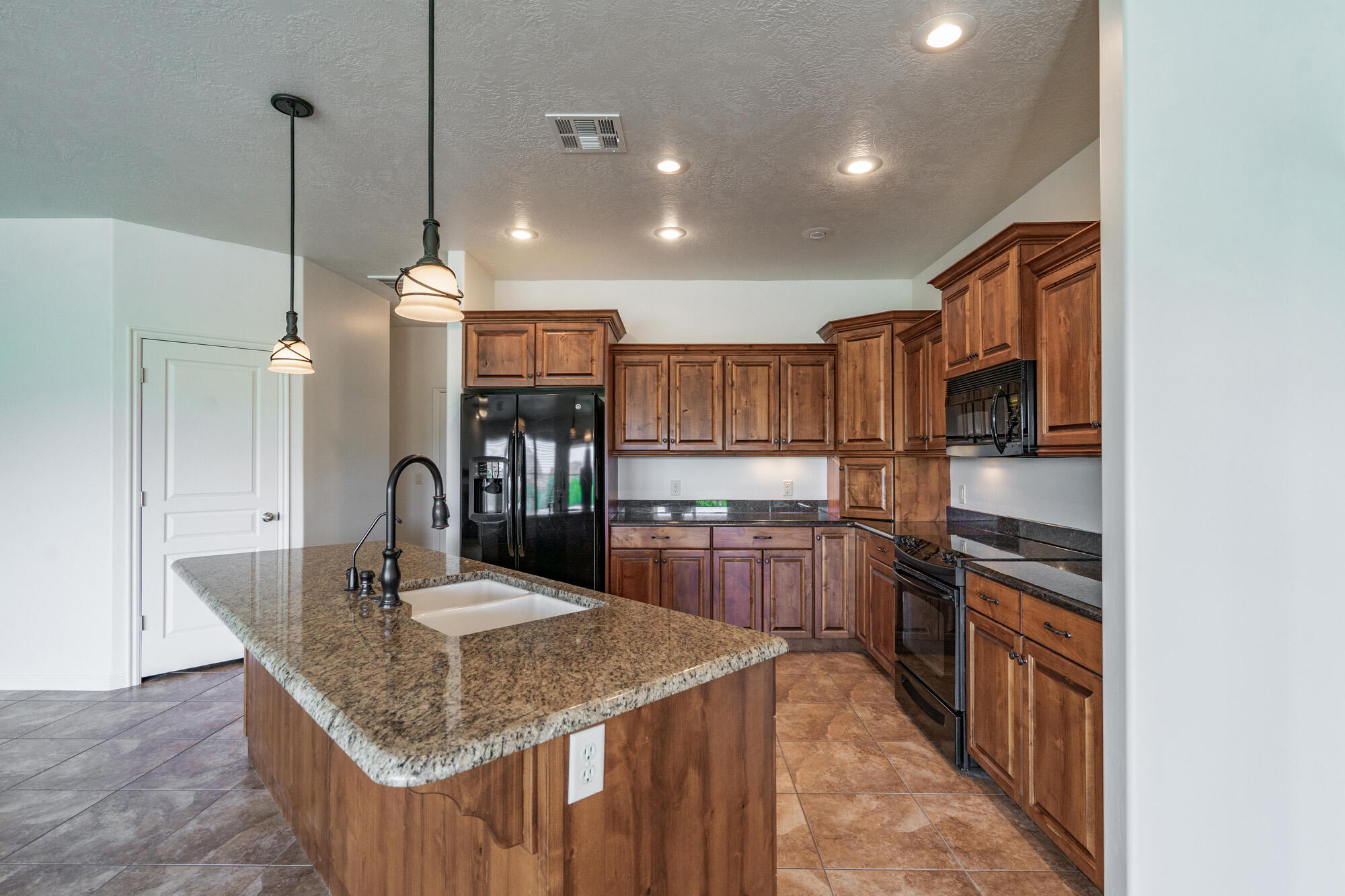 SIENNA HEIGHTS - Residential