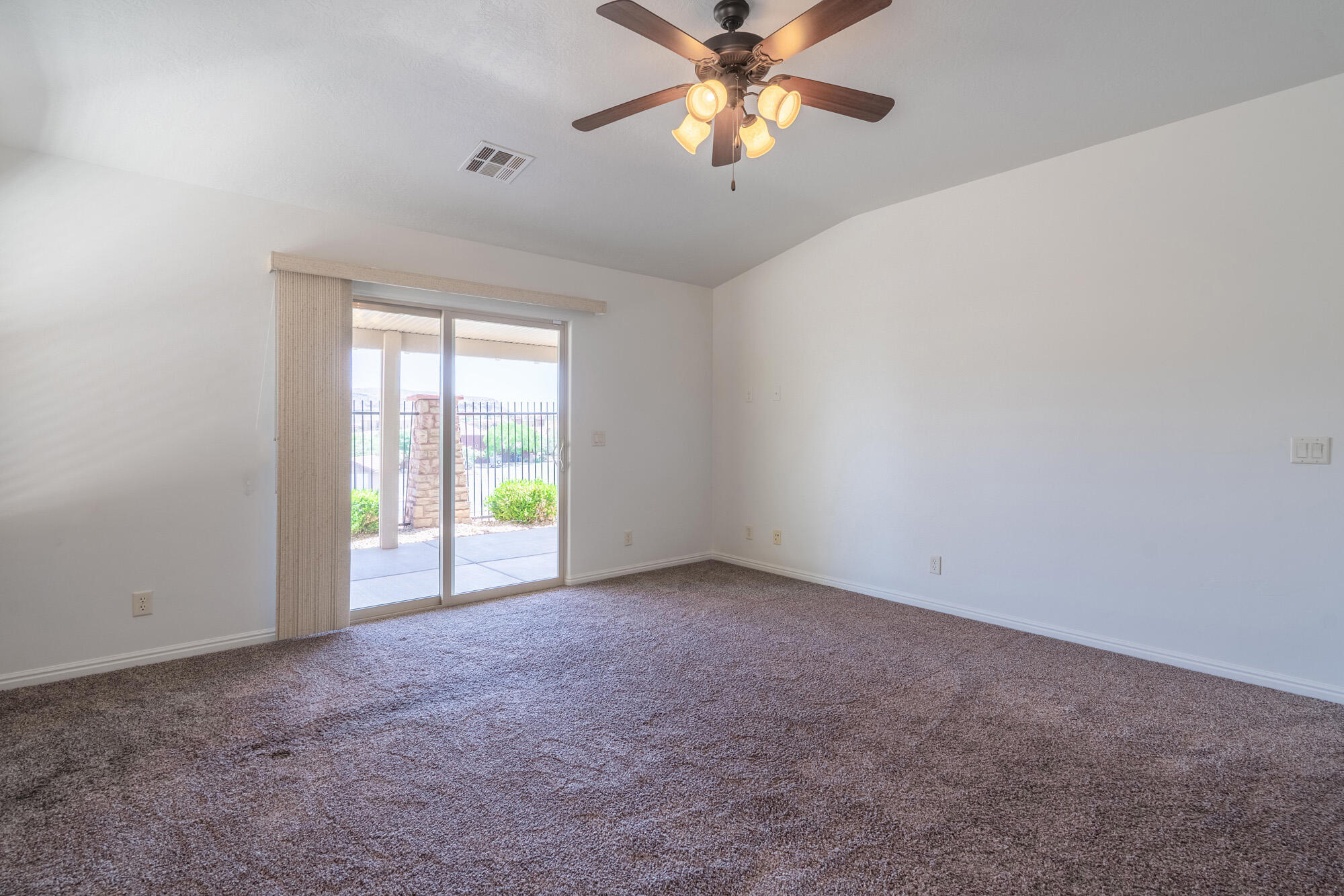 SIENNA HEIGHTS - Residential