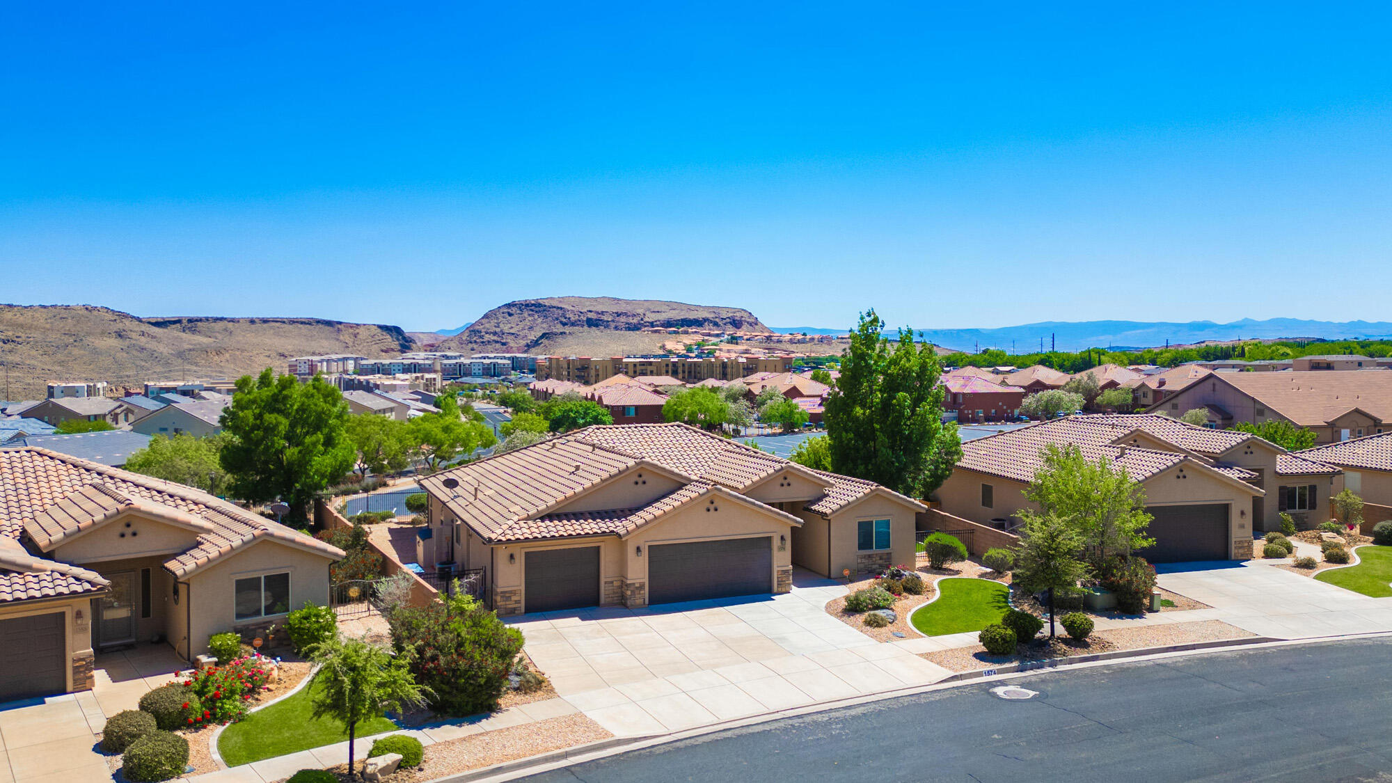 SIENNA HEIGHTS - Residential