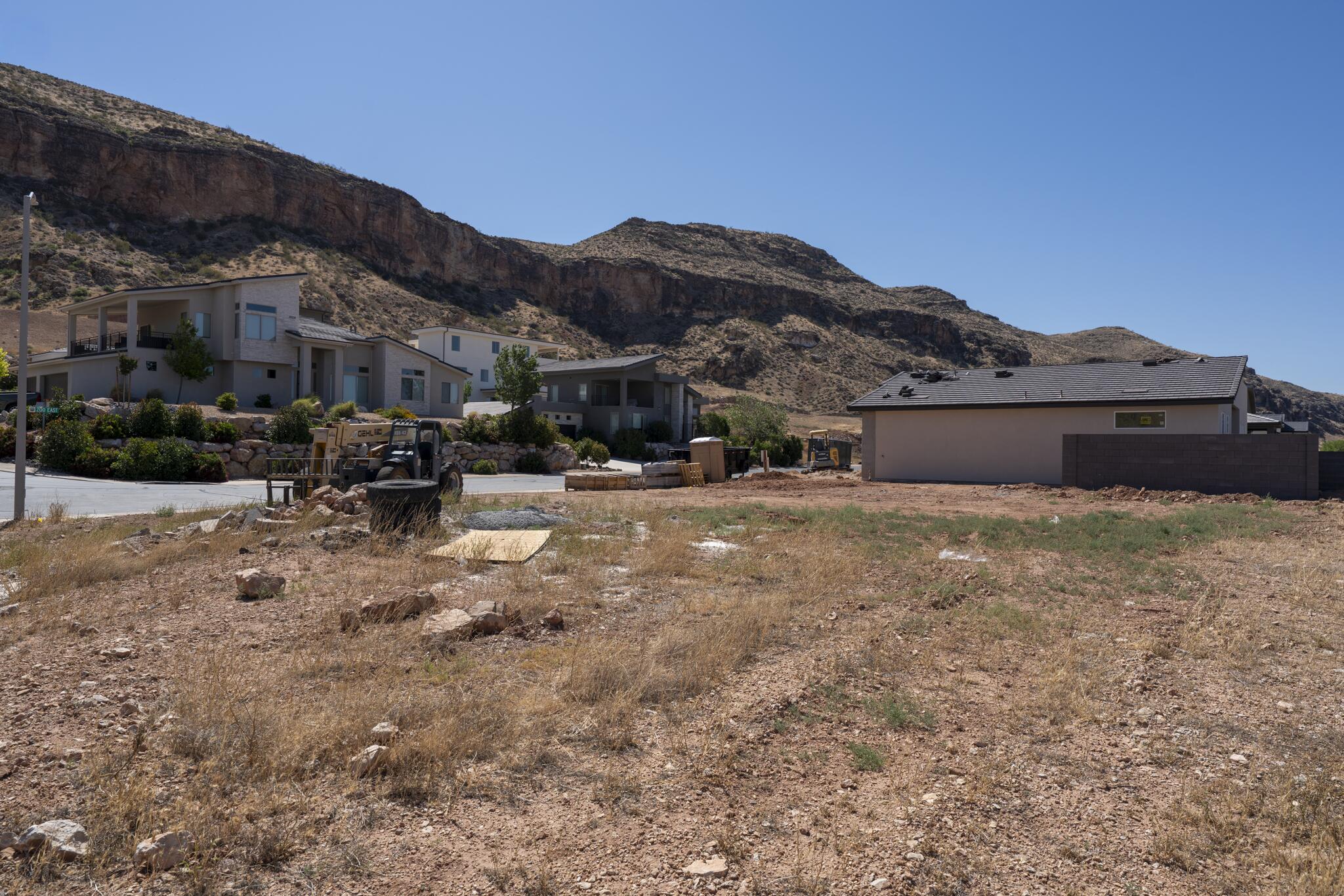 SUNSET VIEW ESTATES - Land