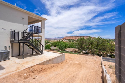 Tiny photo for 3043 S SWEETGUM CIR, Saint George, UT 84790 (MLS # 26-269334)