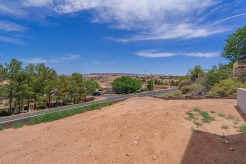 Tiny photo for 3043 S SWEETGUM CIR, Saint George, UT 84790 (MLS # 26-269334)