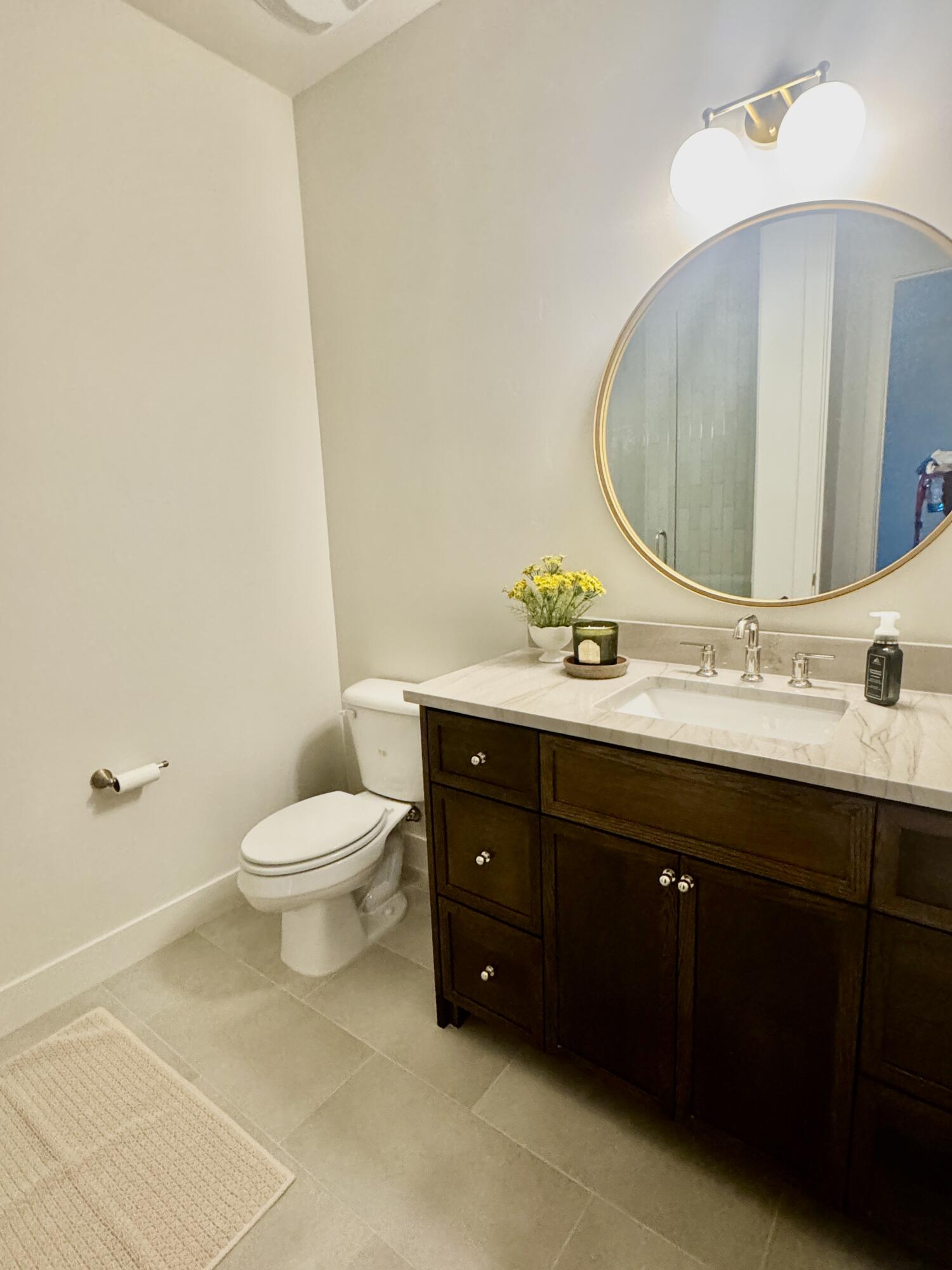 BLOOMINGTON HILLS - Residential