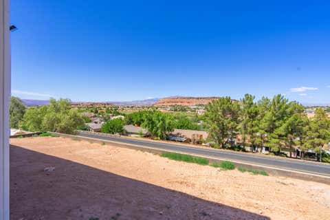 Tiny photo for 3043 S SWEETGUM CIR, Saint George, UT 84790 (MLS # 26-269334)