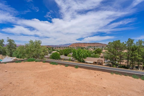 Tiny photo for 3043 S SWEETGUM CIR, Saint George, UT 84790 (MLS # 26-269334)
