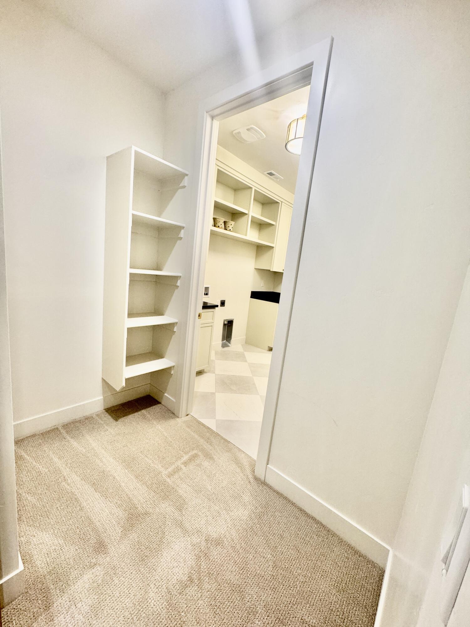 BLOOMINGTON HILLS - Residential