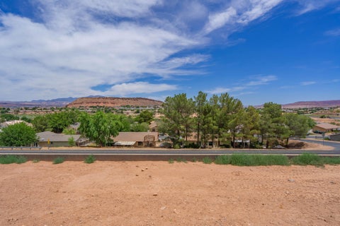Tiny photo for 3043 S SWEETGUM CIR, Saint George, UT 84790 (MLS # 26-269334)