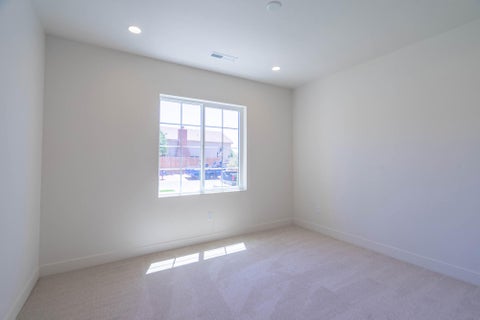 Tiny photo for 3043 S SWEETGUM CIR, Saint George, UT 84790 (MLS # 26-269334)