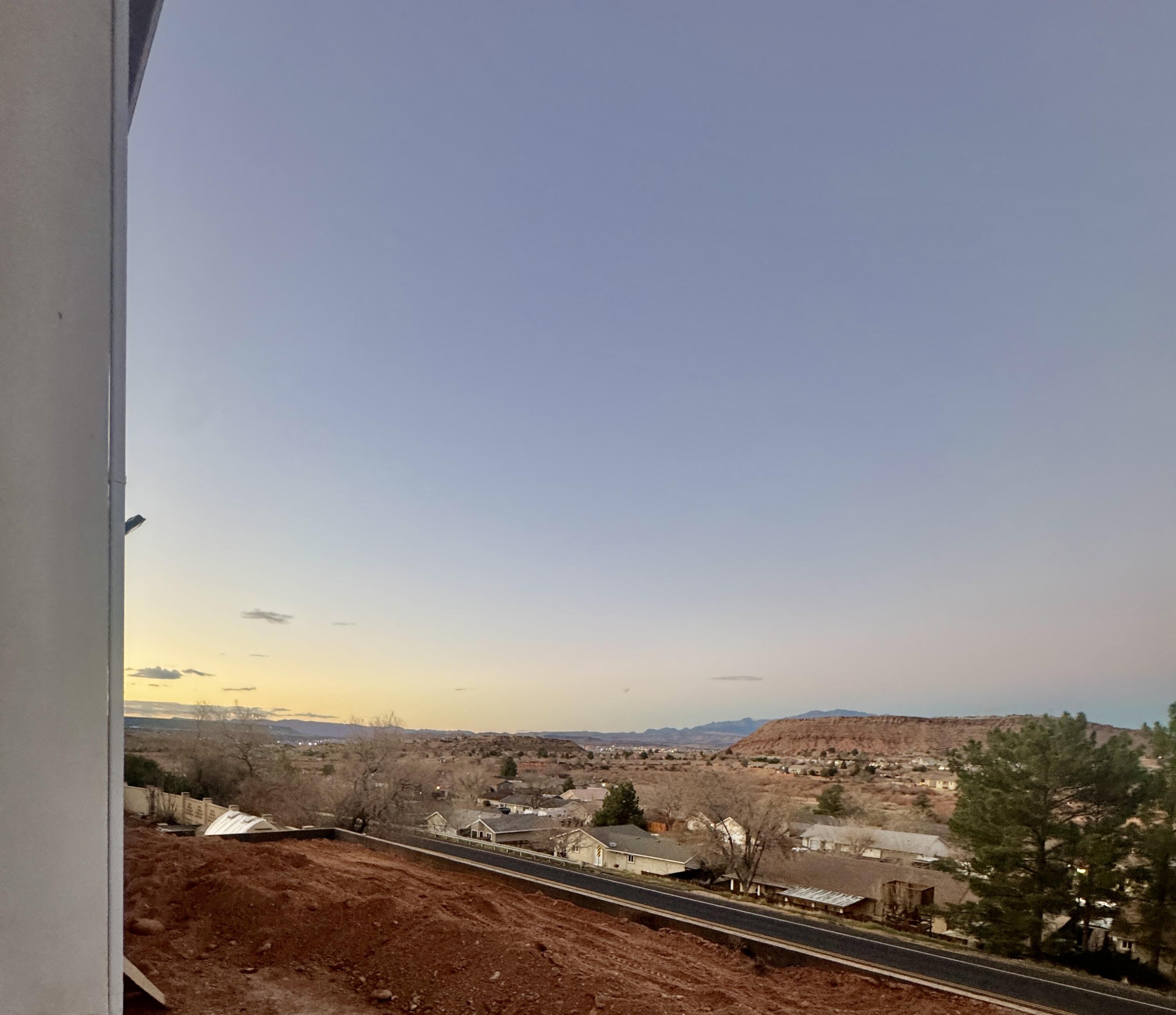 BLOOMINGTON HILLS - Residential