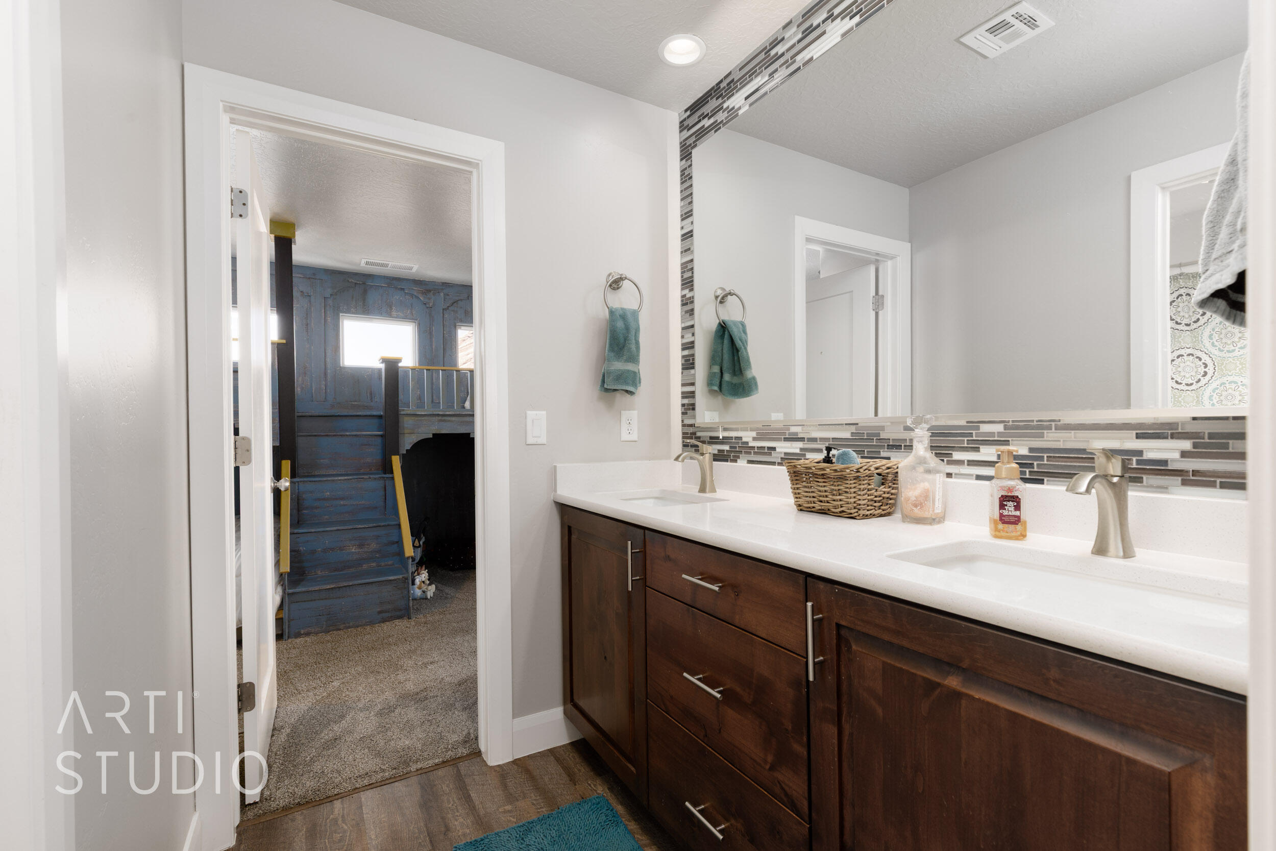 DIXIE SPRINGS - Residential