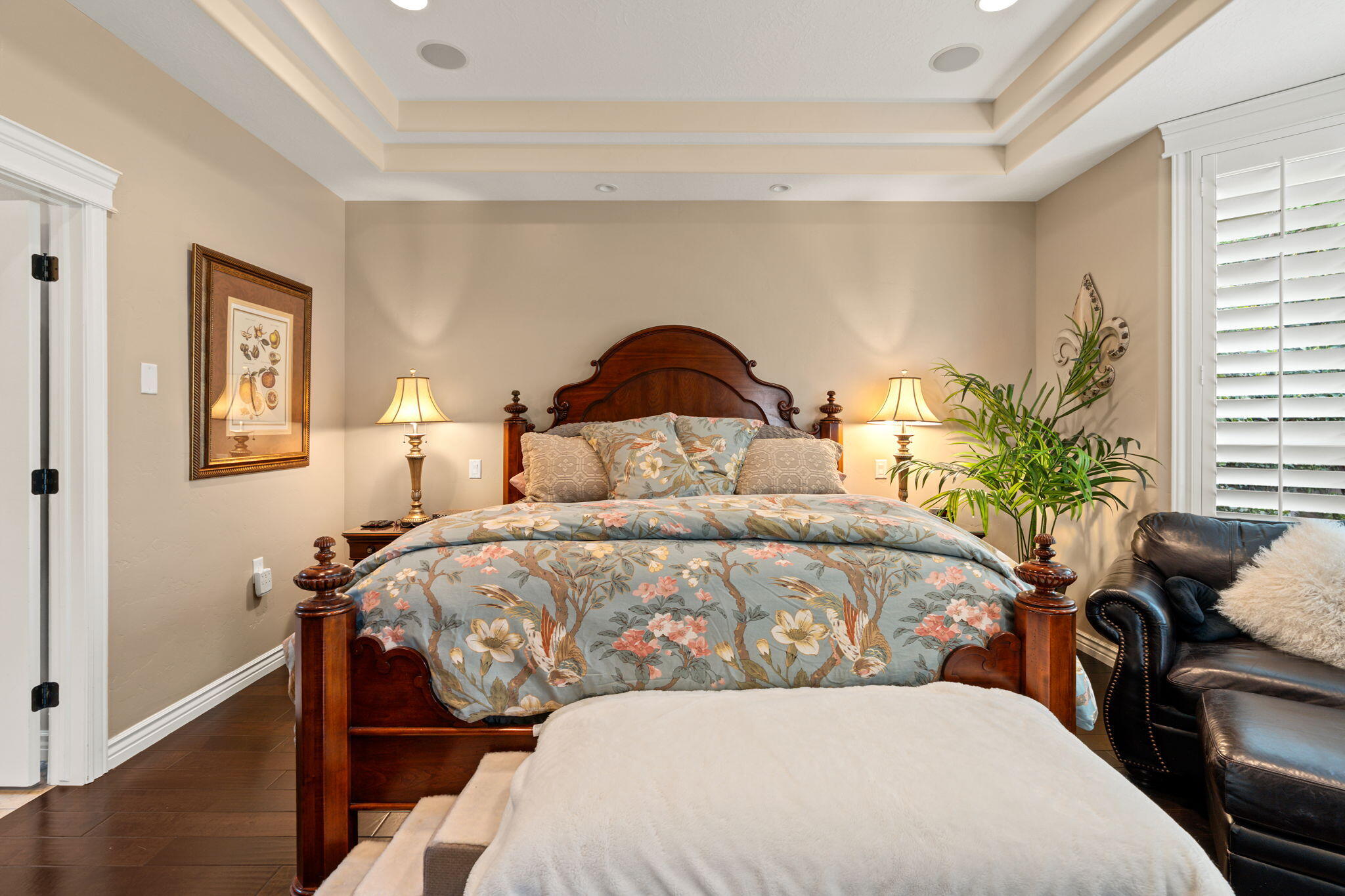 BOULDERS - Residential