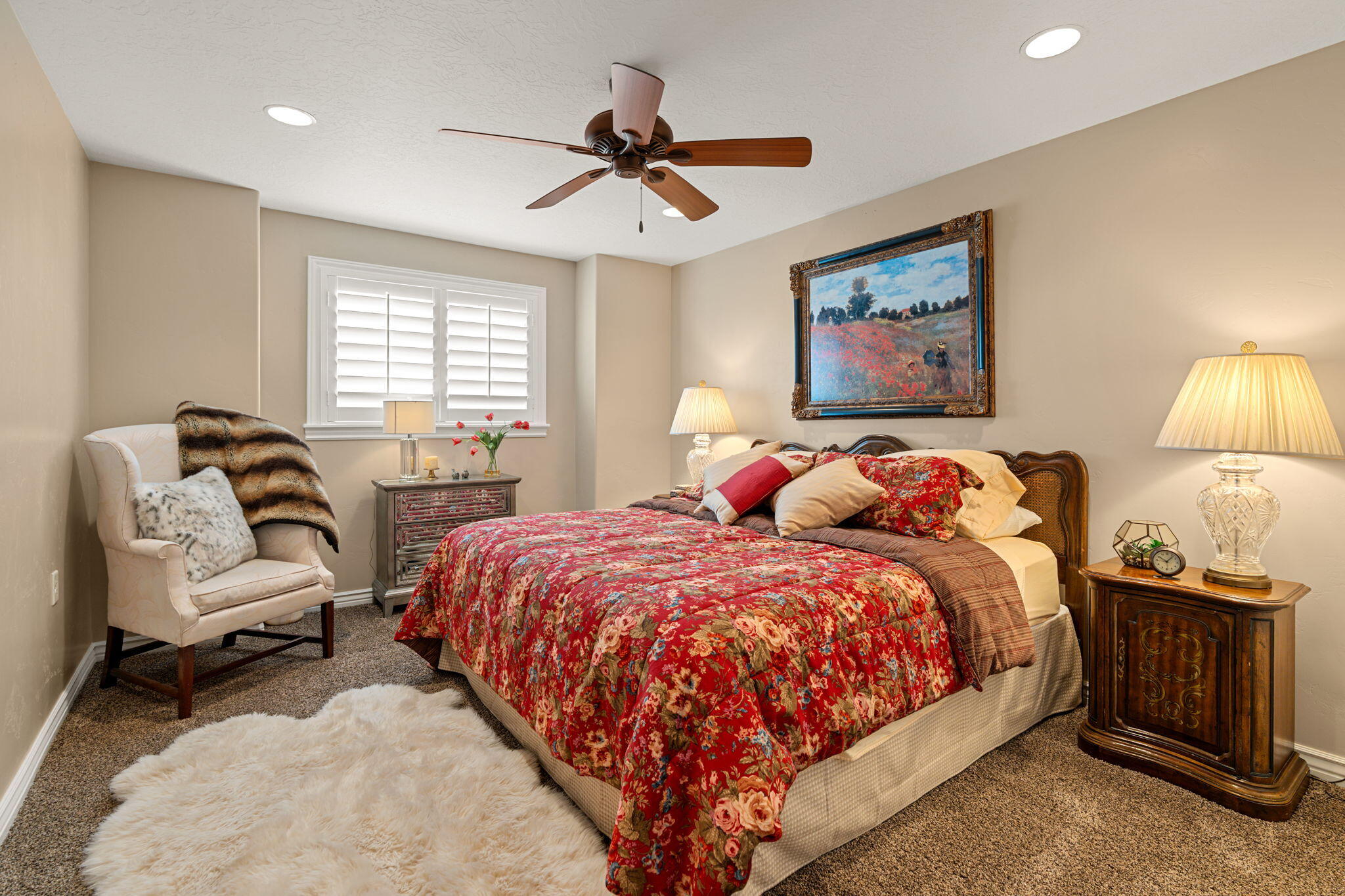 BOULDERS - Residential