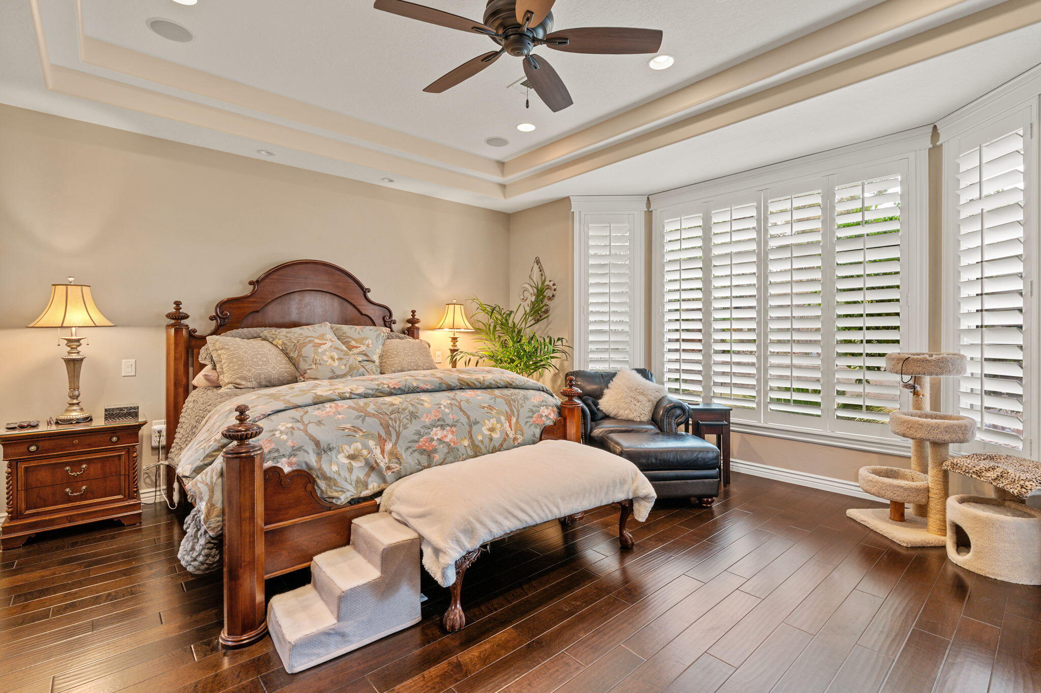 BOULDERS - Residential