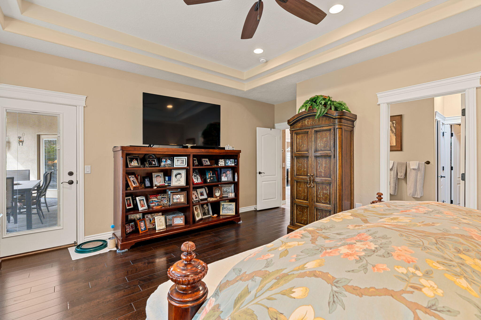 BOULDERS - Residential