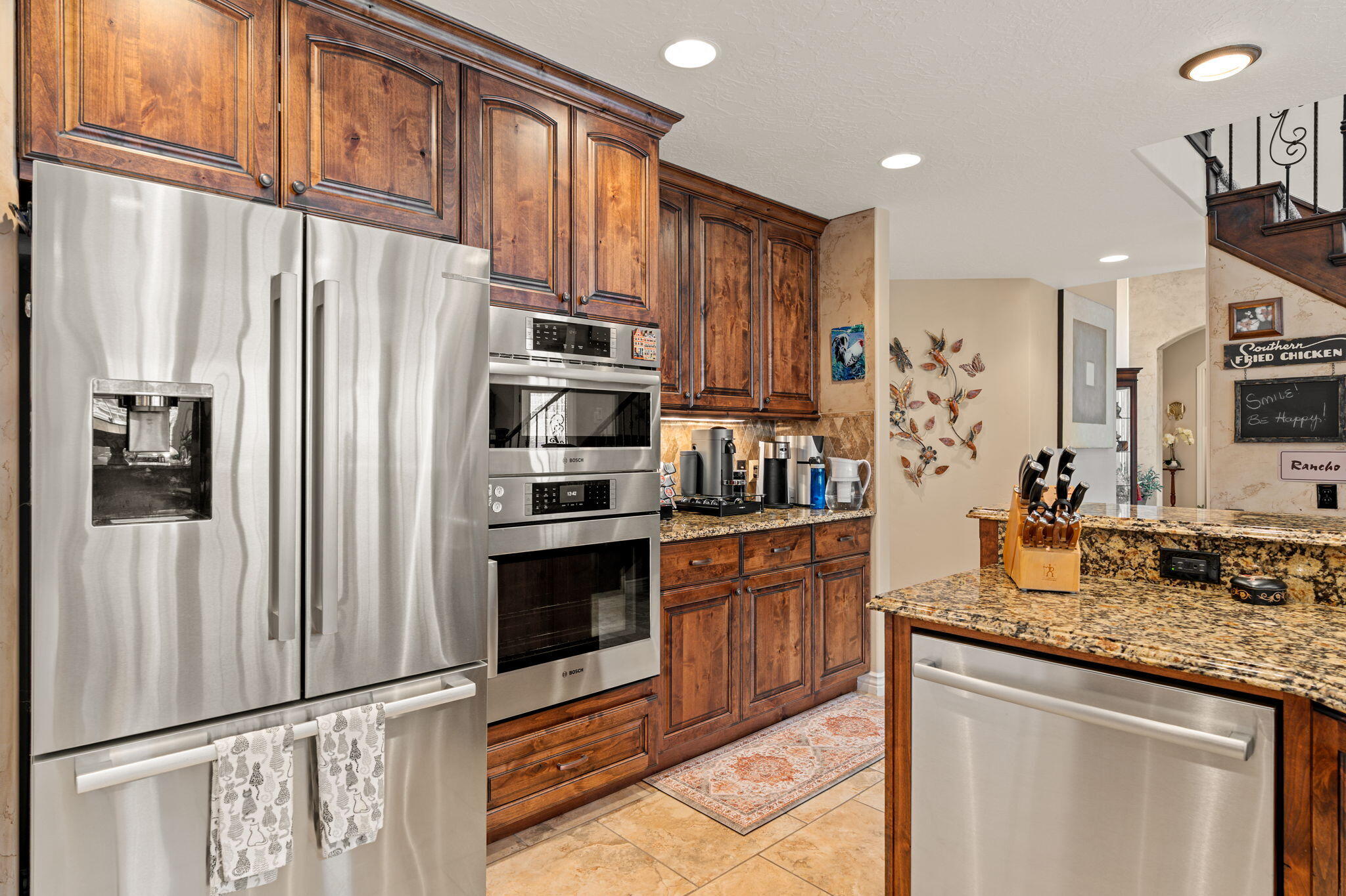 BOULDERS - Residential