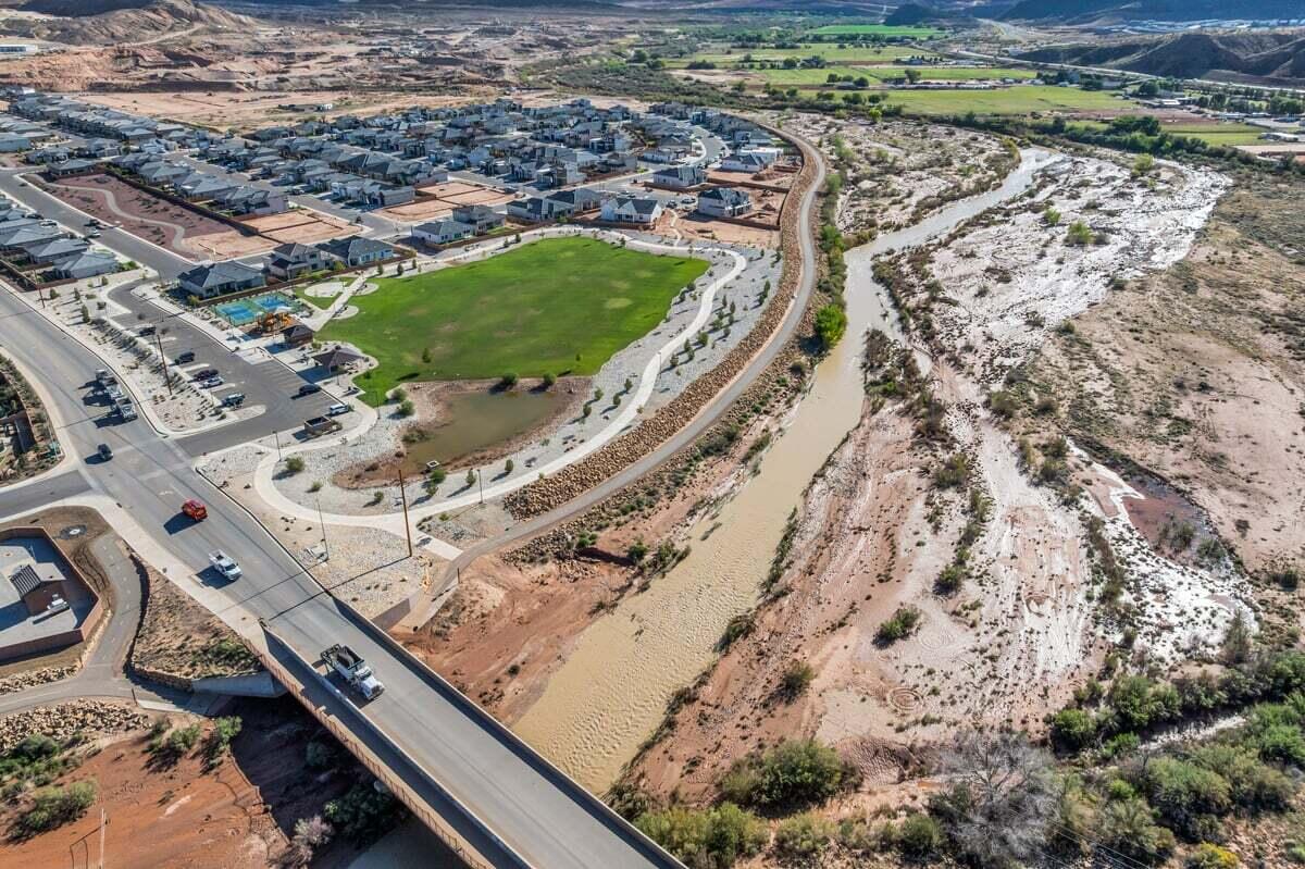 RIVERBEND AT SUNRISE VALLEY - Residential