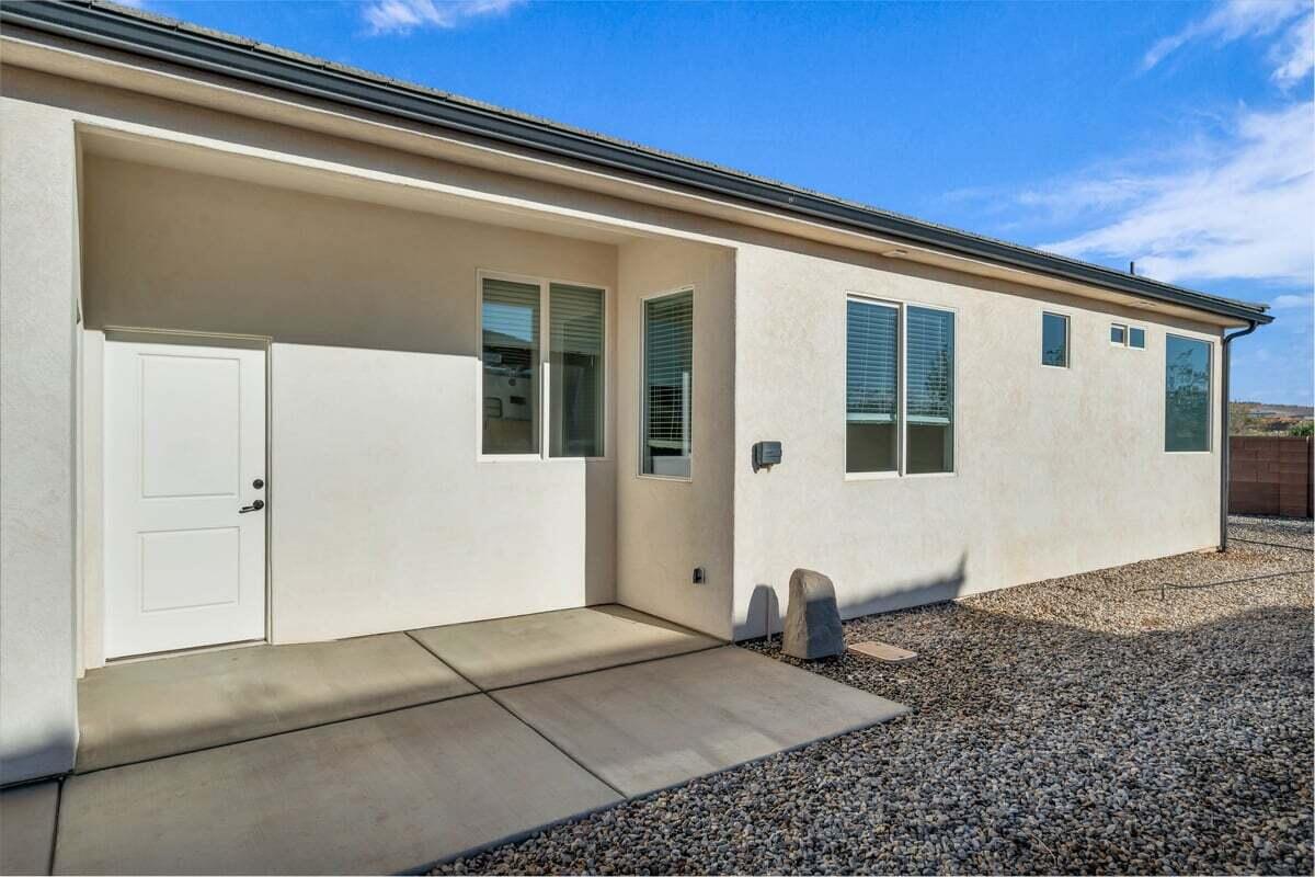 RIVERBEND AT SUNRISE VALLEY - Residential