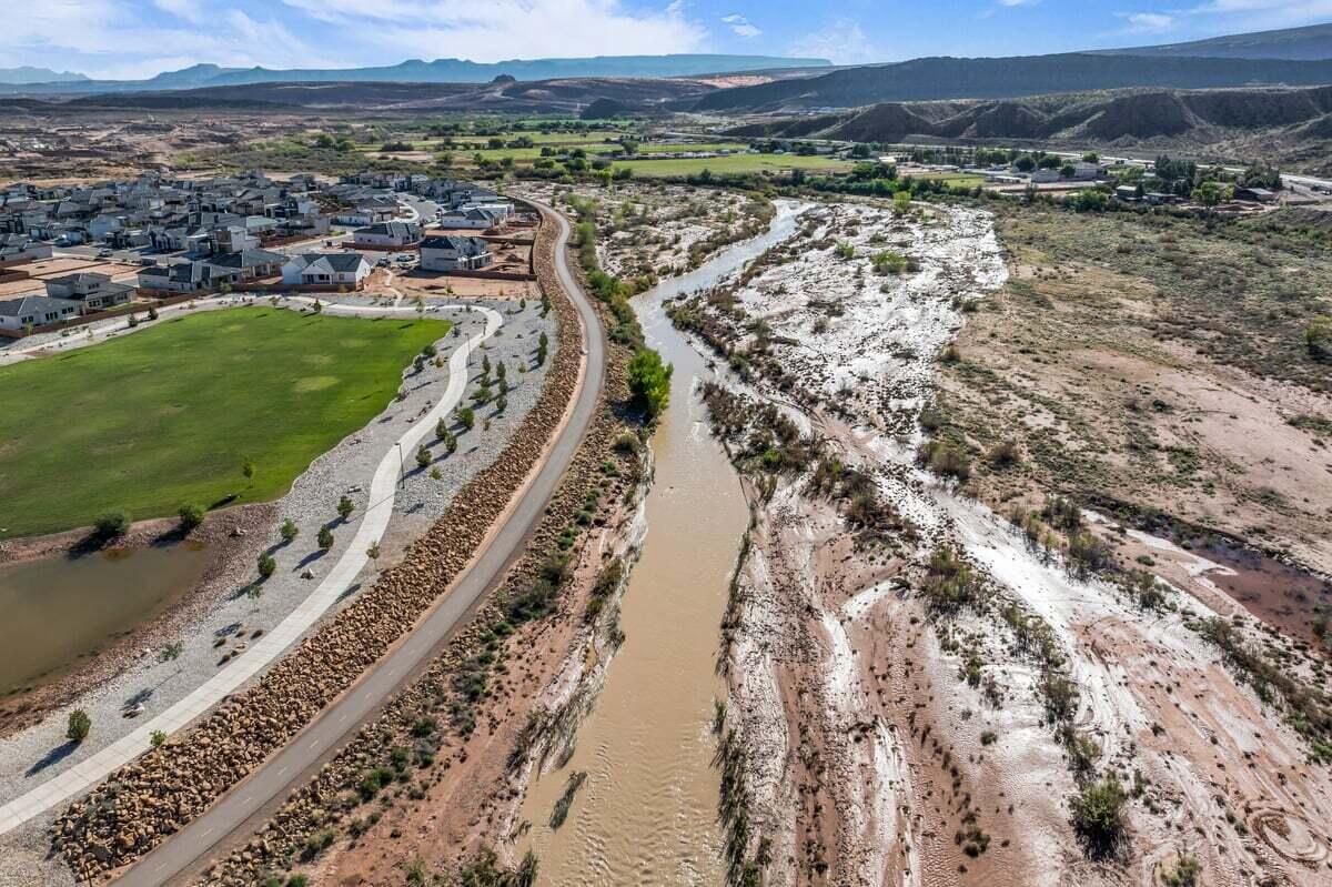 RIVERBEND AT SUNRISE VALLEY - Residential