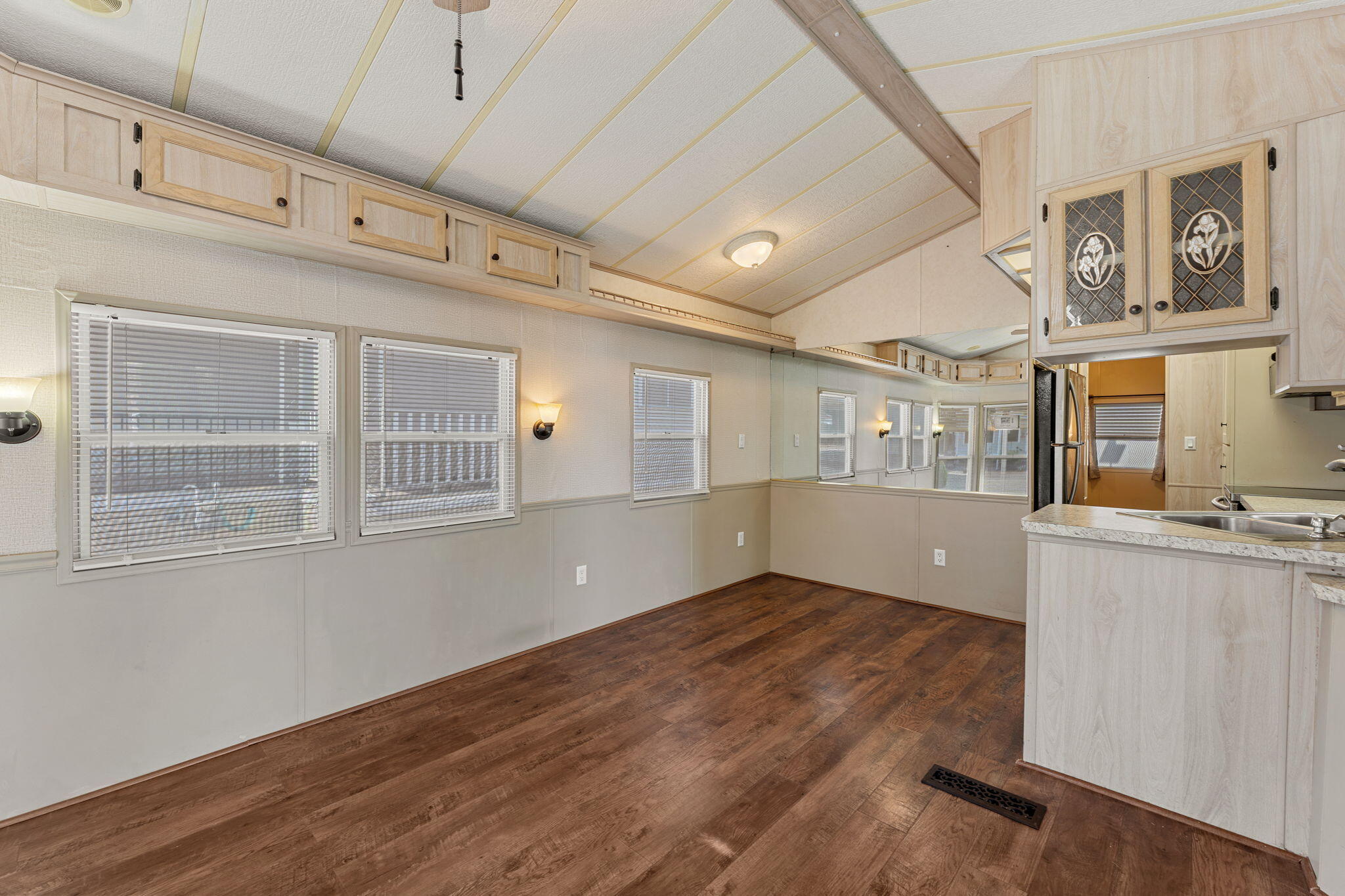 CHEROKEE SPRINGS RV PARK - Residential