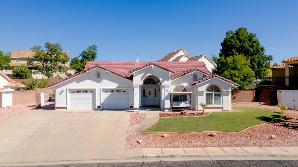 Photo of 1075 E 1720 S, Saint George, UT 84790 (MLS # 26-276283)