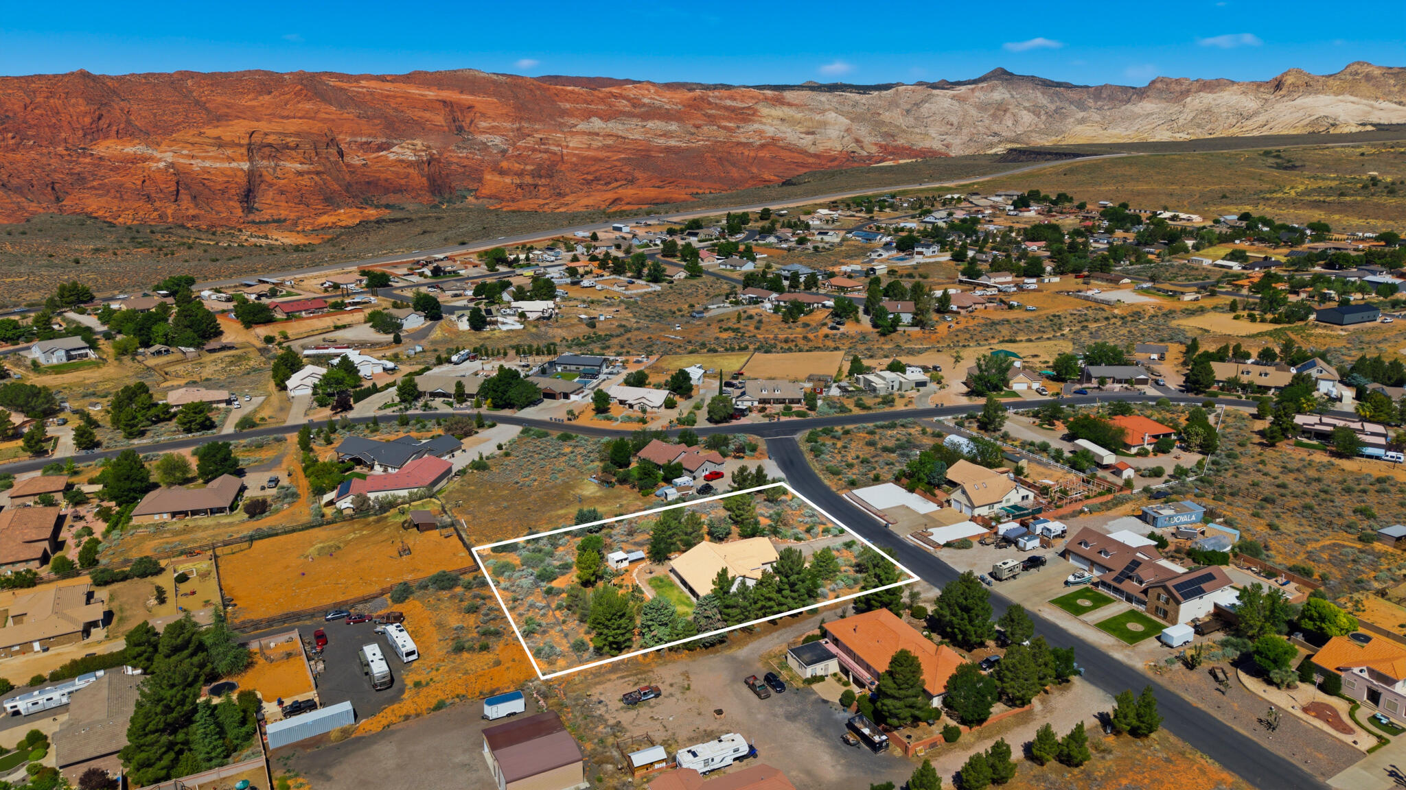 WINCHESTER HILLS - Residential