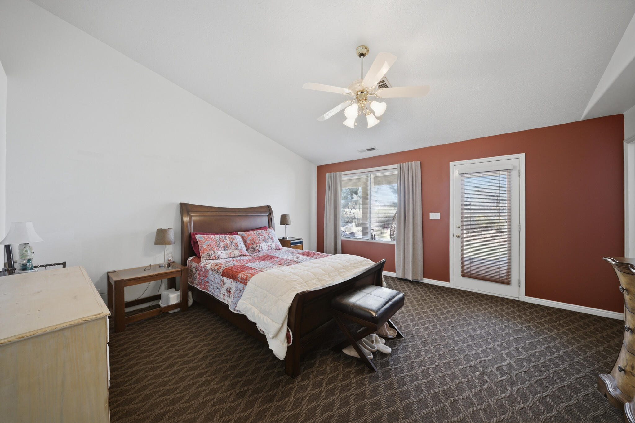 WINCHESTER HILLS - Residential