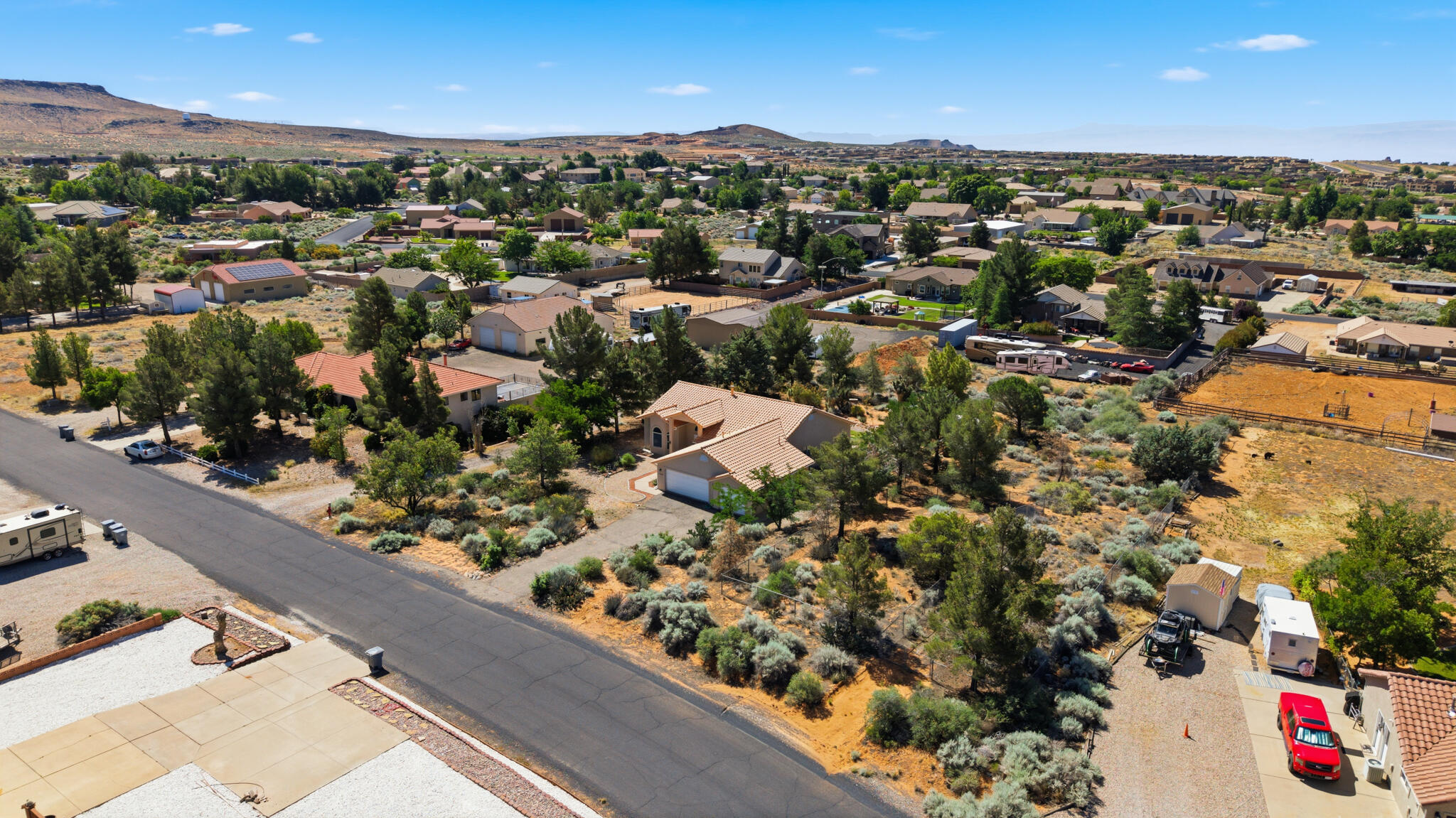 WINCHESTER HILLS - Residential