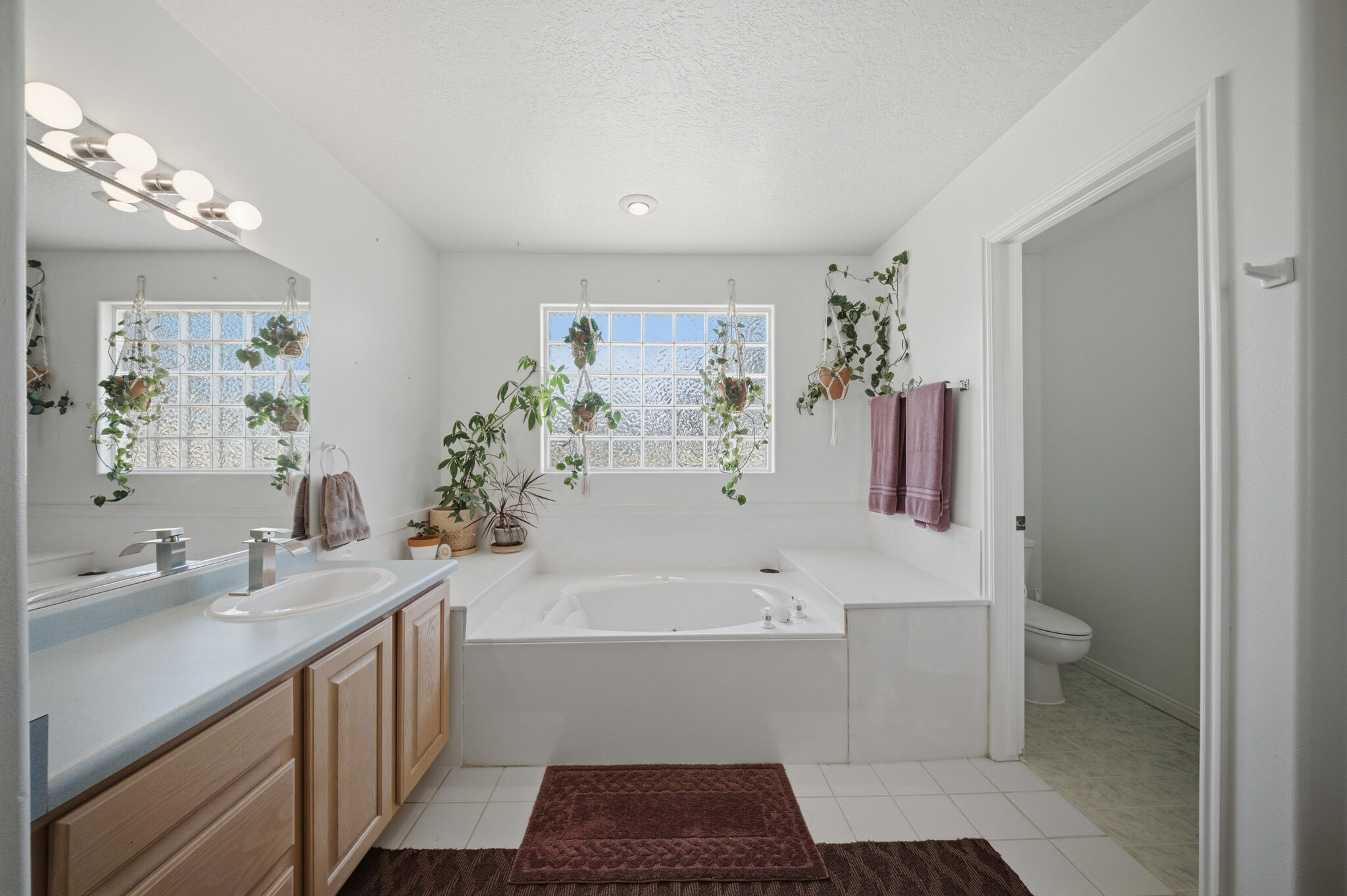 WINCHESTER HILLS - Residential