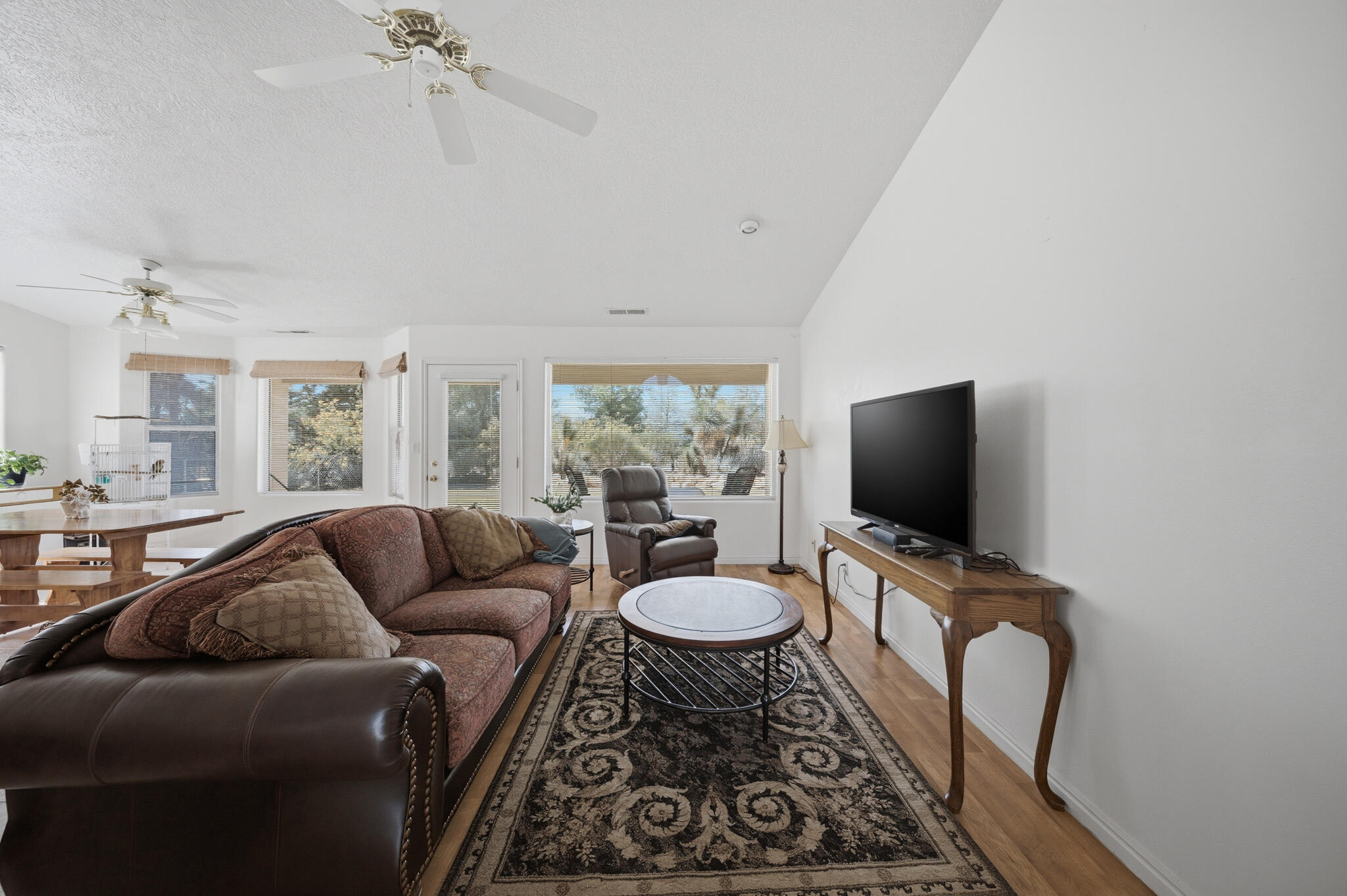 WINCHESTER HILLS - Residential
