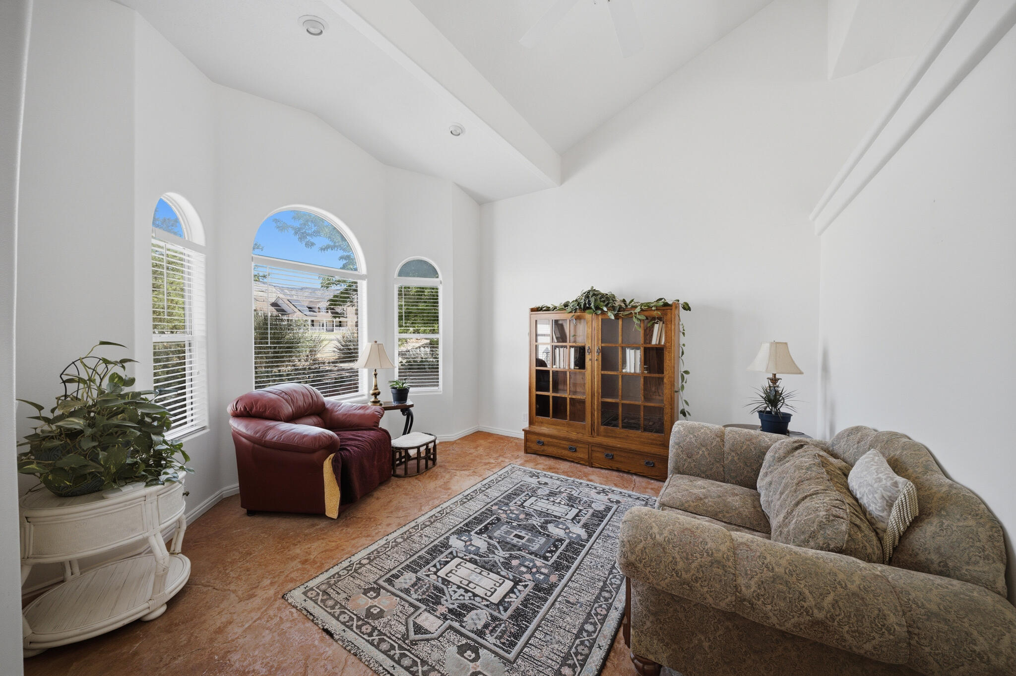 WINCHESTER HILLS - Residential