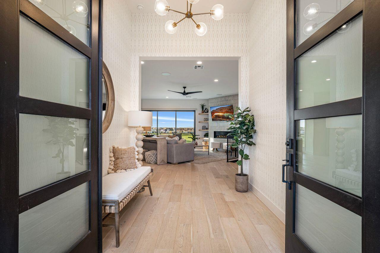 LEDGES OF ST GEORGE - Residential