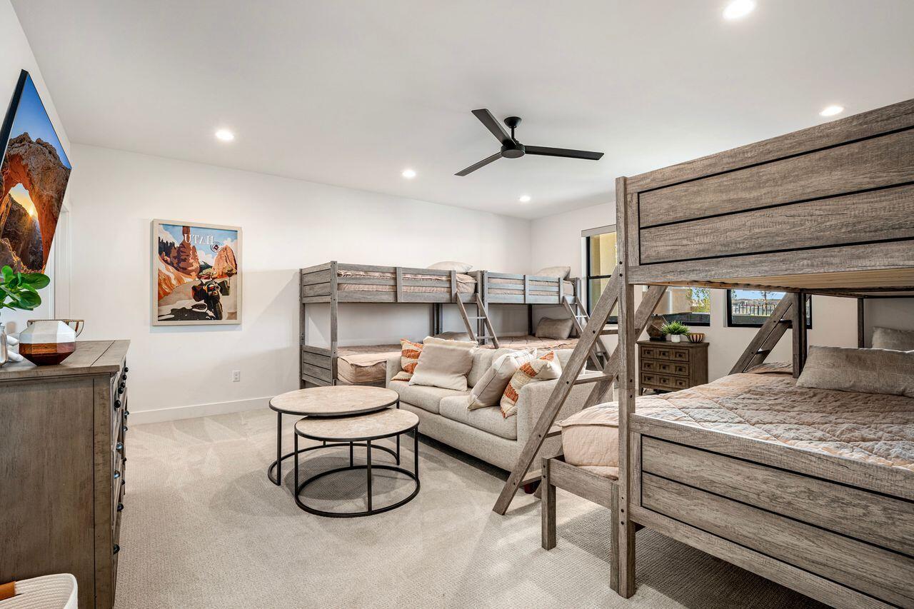 LEDGES OF ST GEORGE - Residential