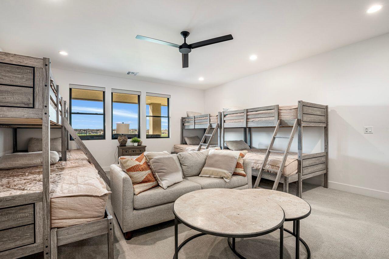 LEDGES OF ST GEORGE - Residential