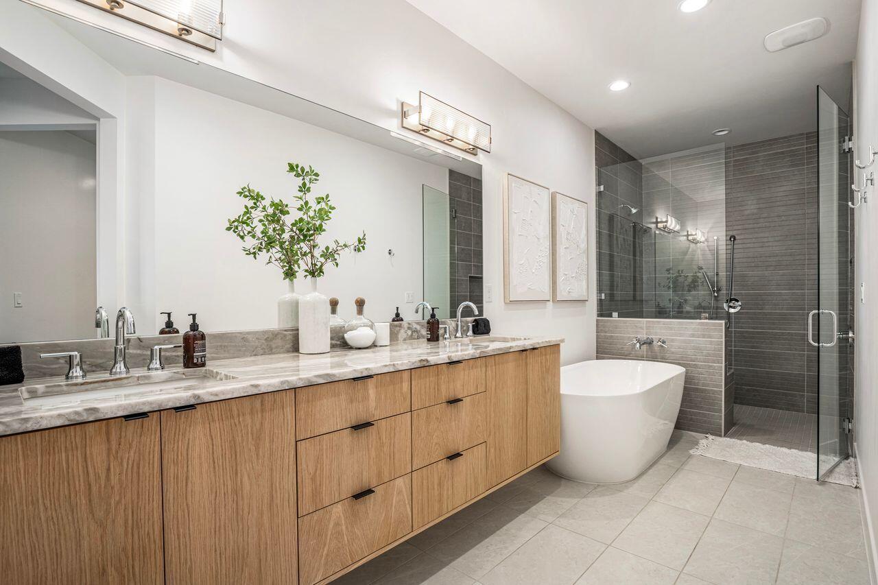 LEDGES OF ST GEORGE - Residential