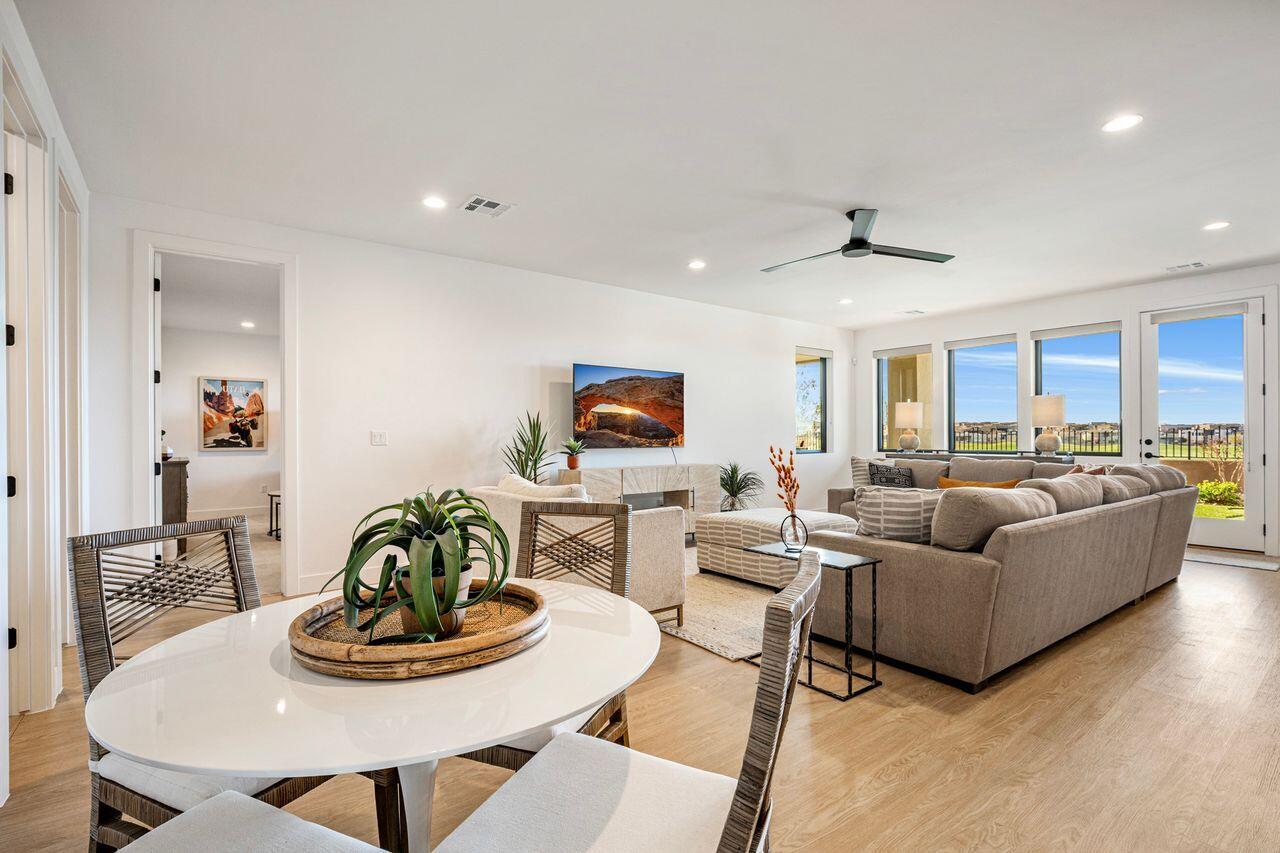 LEDGES OF ST GEORGE - Residential