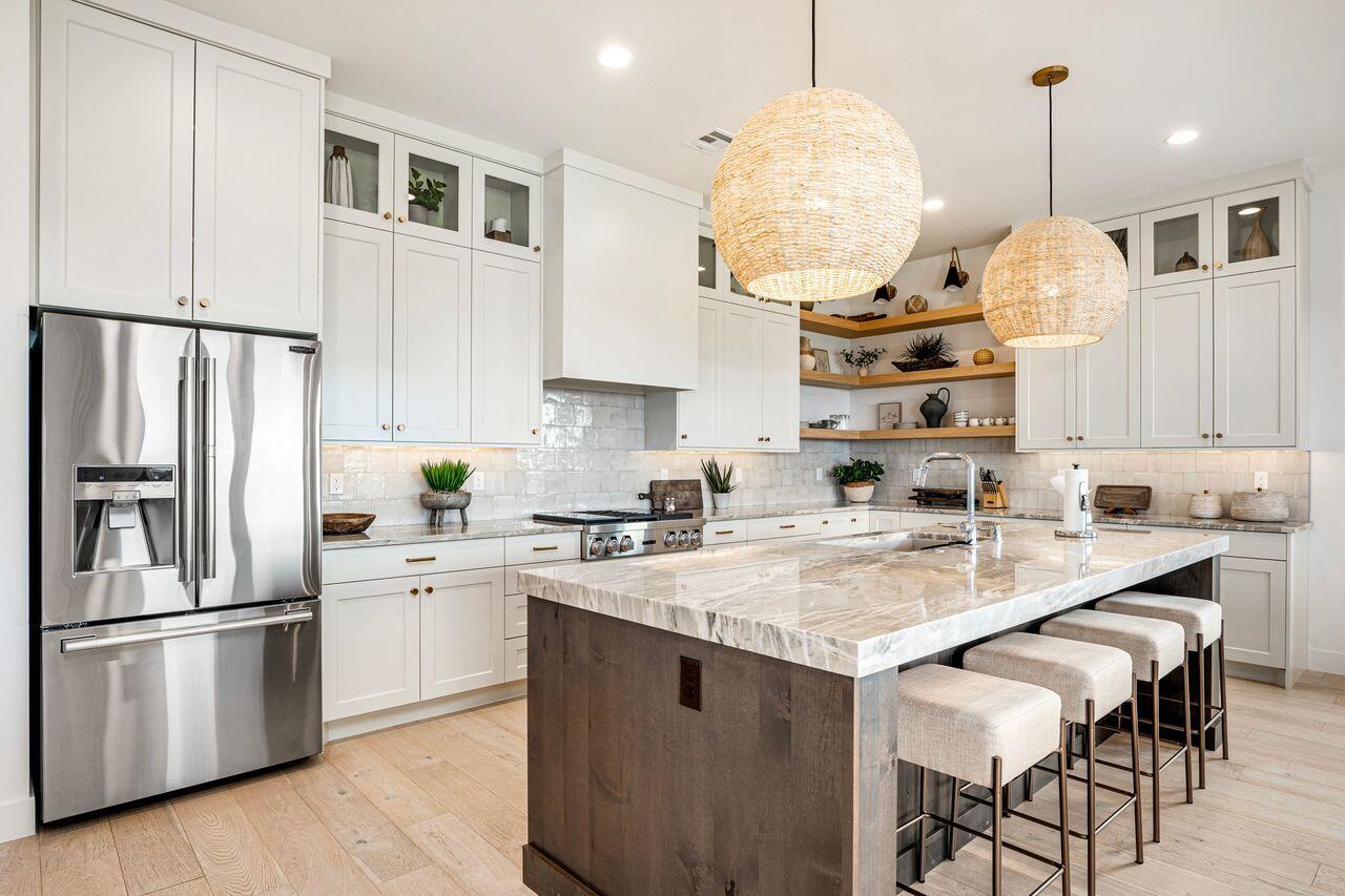 LEDGES OF ST GEORGE - Residential