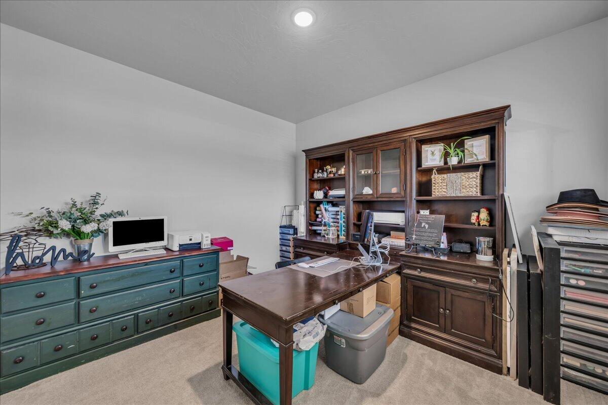 SAGE CANYON - Residential