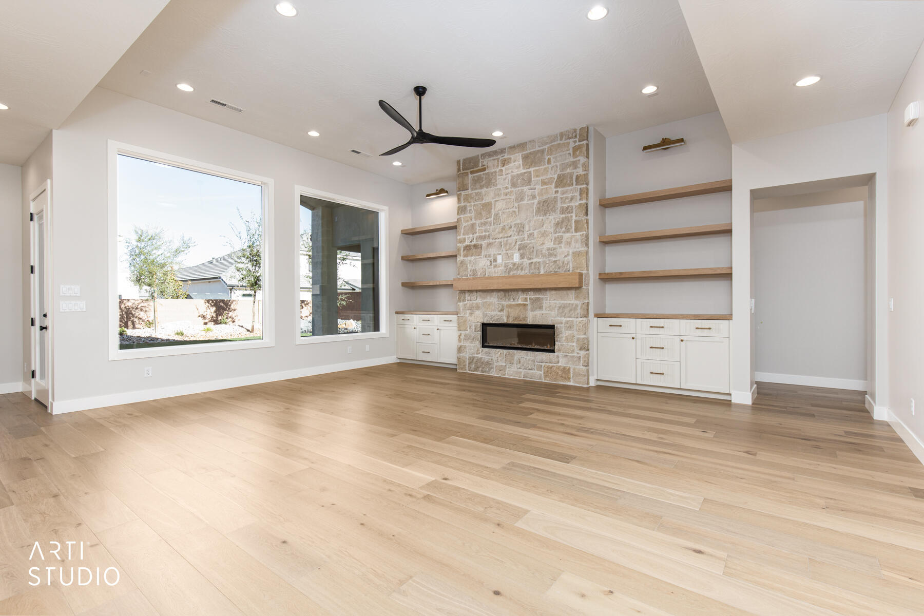 CRIMSON VISTAS - Residential