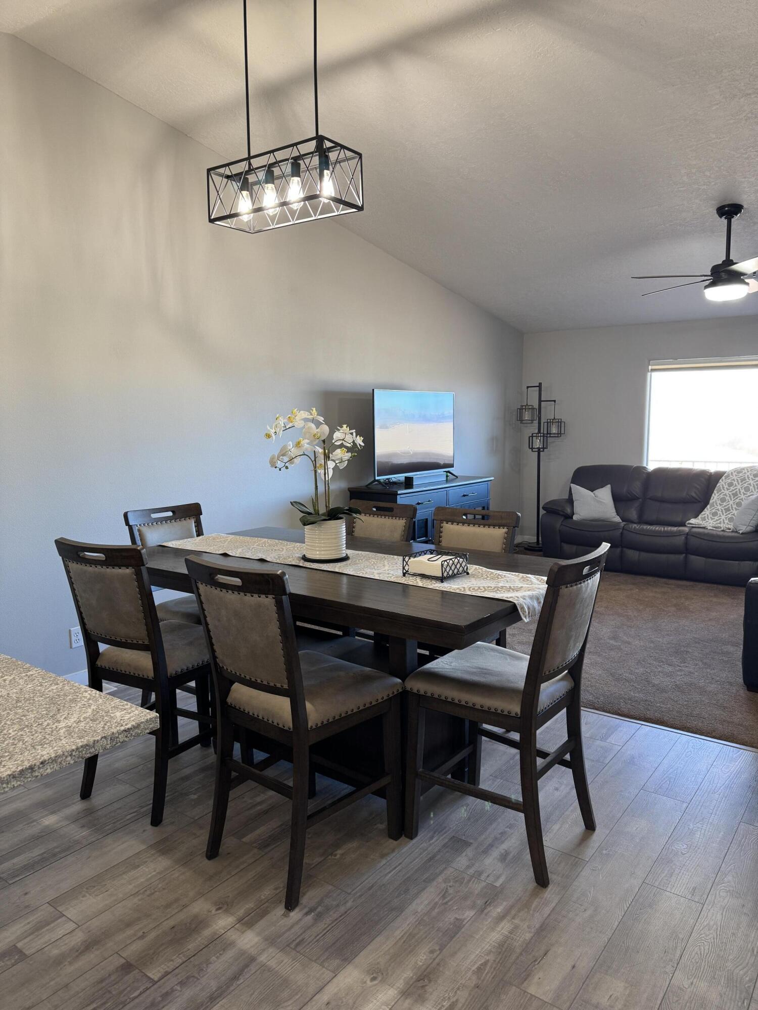 SHADOW HILLS TOWNHOMES - Residential