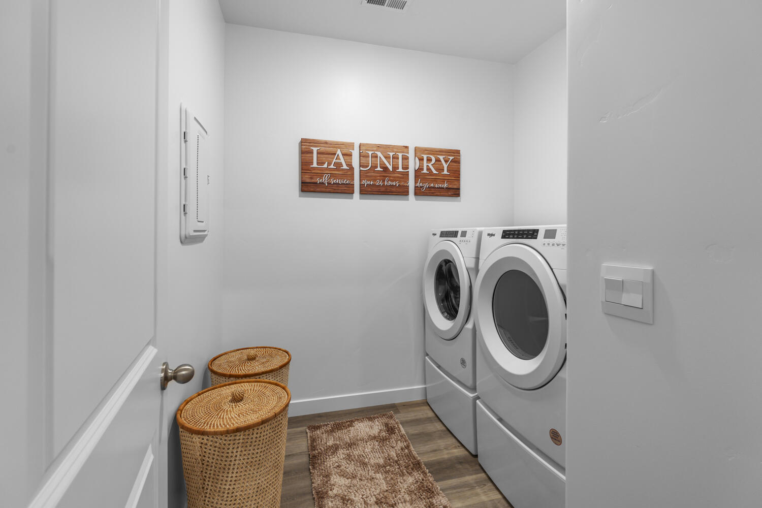 STANDING ROCK WEST AT LONG VALLEY - Residential